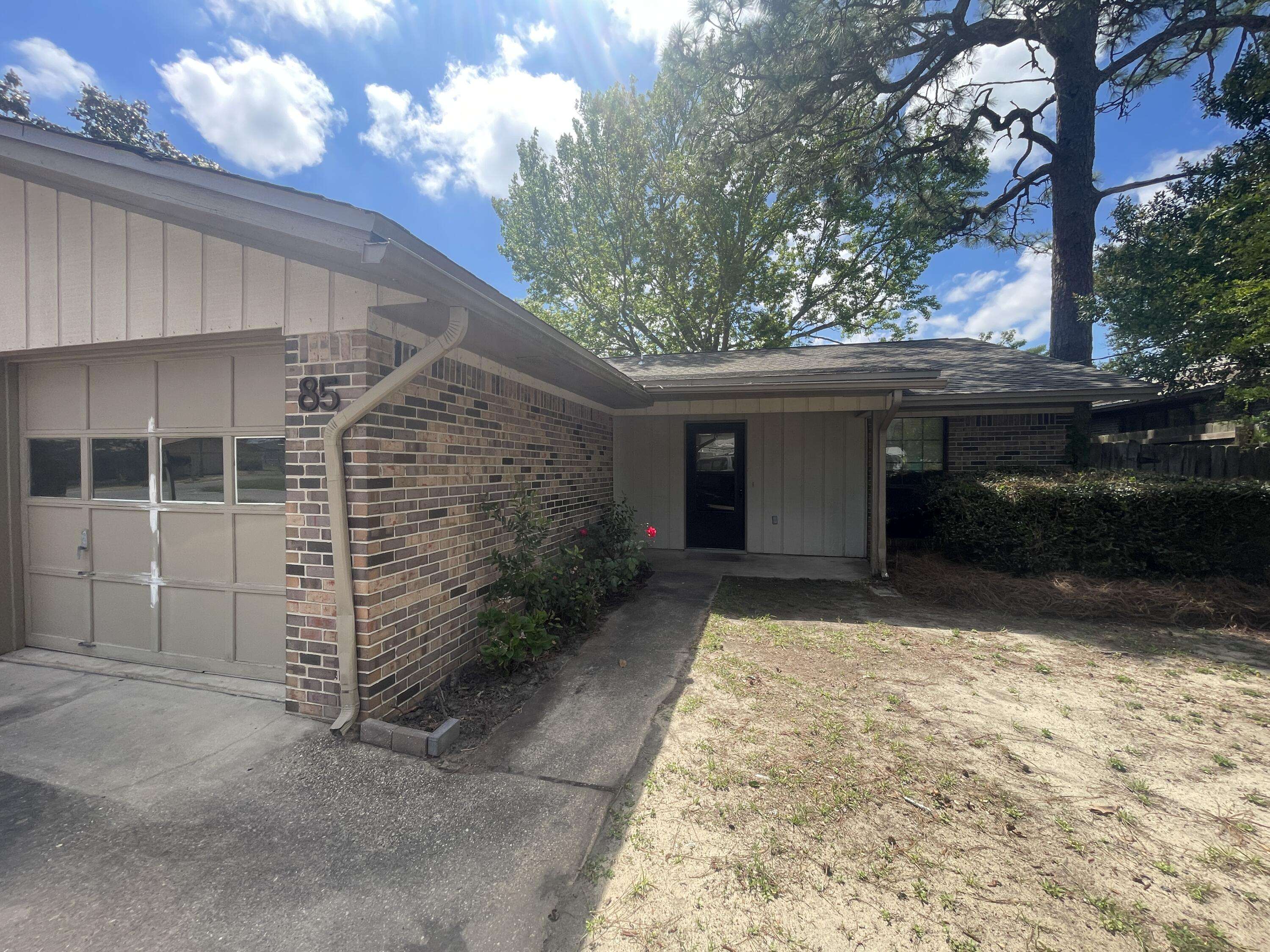 Shalimar, FL 32579,85 Catamaran Lane