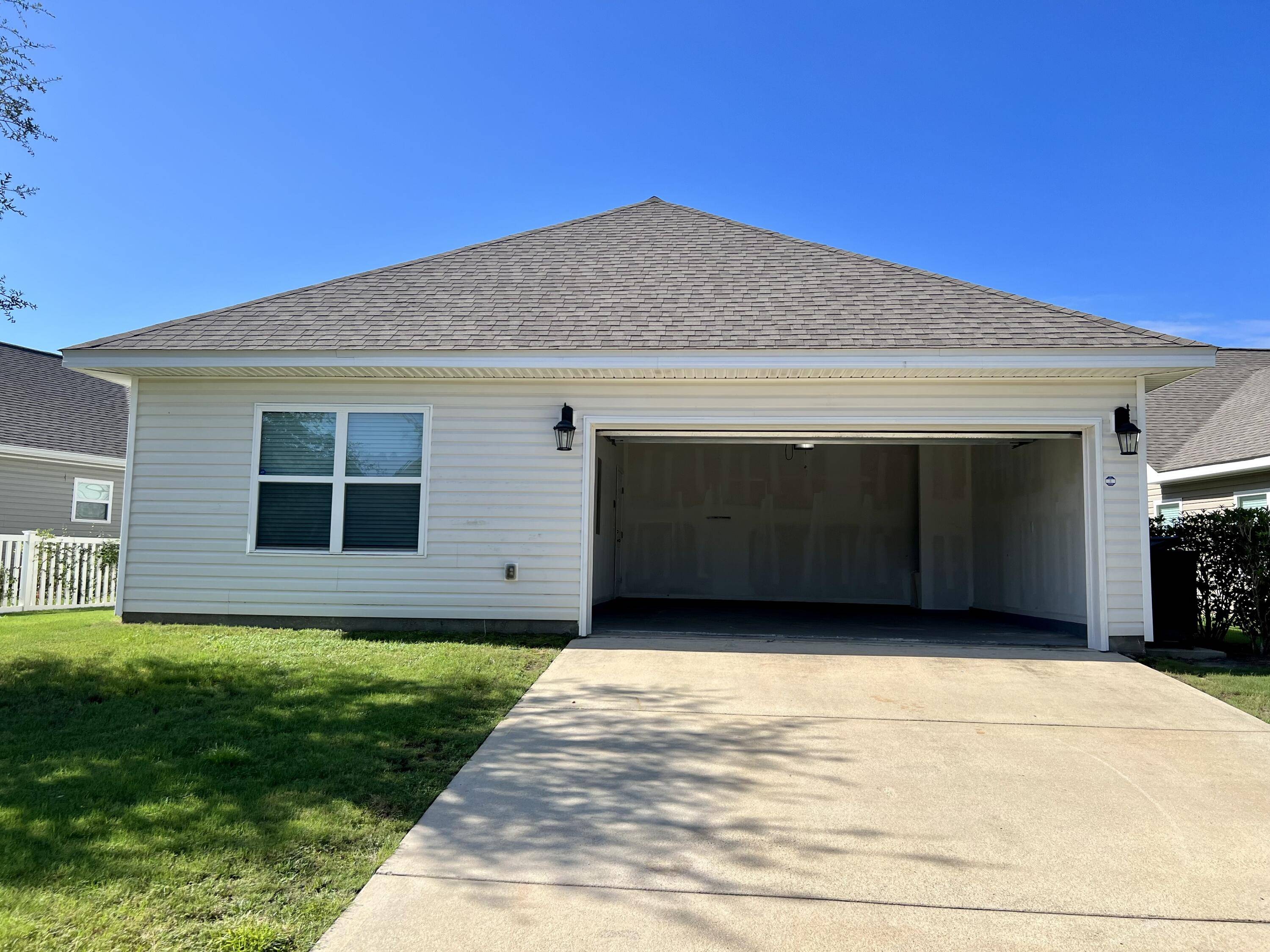 Freeport, FL 32439,322 Cornelia Street