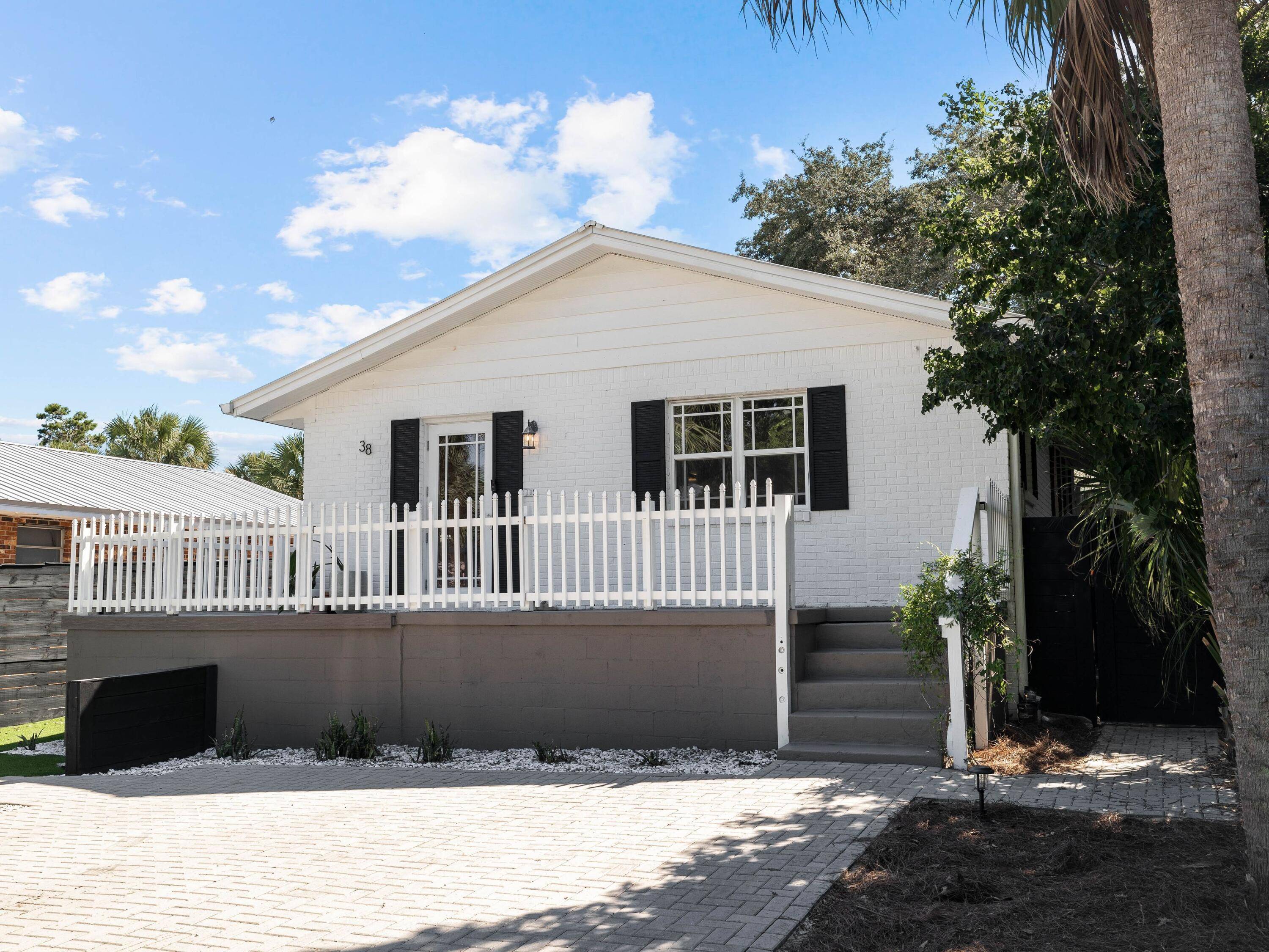 Santa Rosa Beach, FL 32459,38 Barracuda St