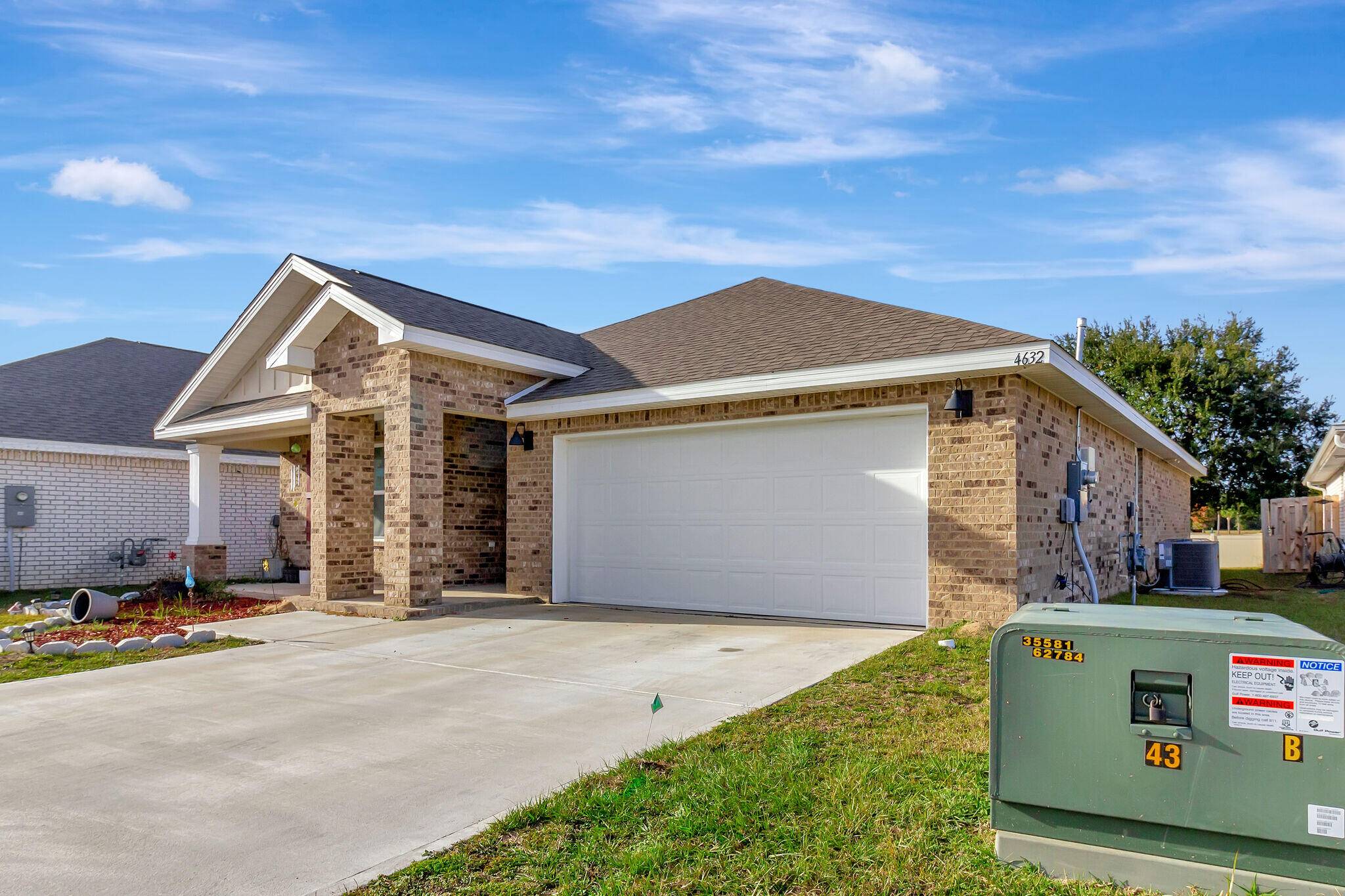 Crestview, FL 32539,4632 Honor Guard Way