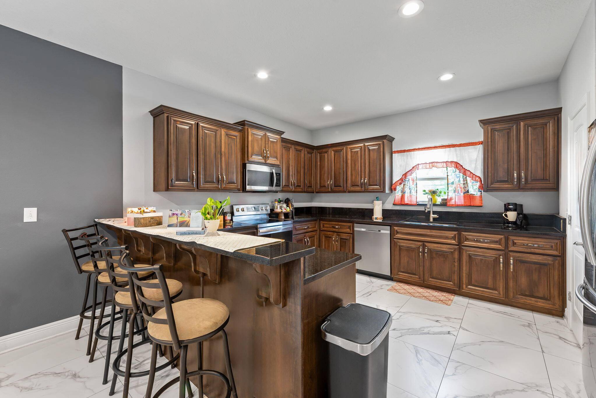 Fort Walton Beach, FL 32548,35 NW Baywood Court