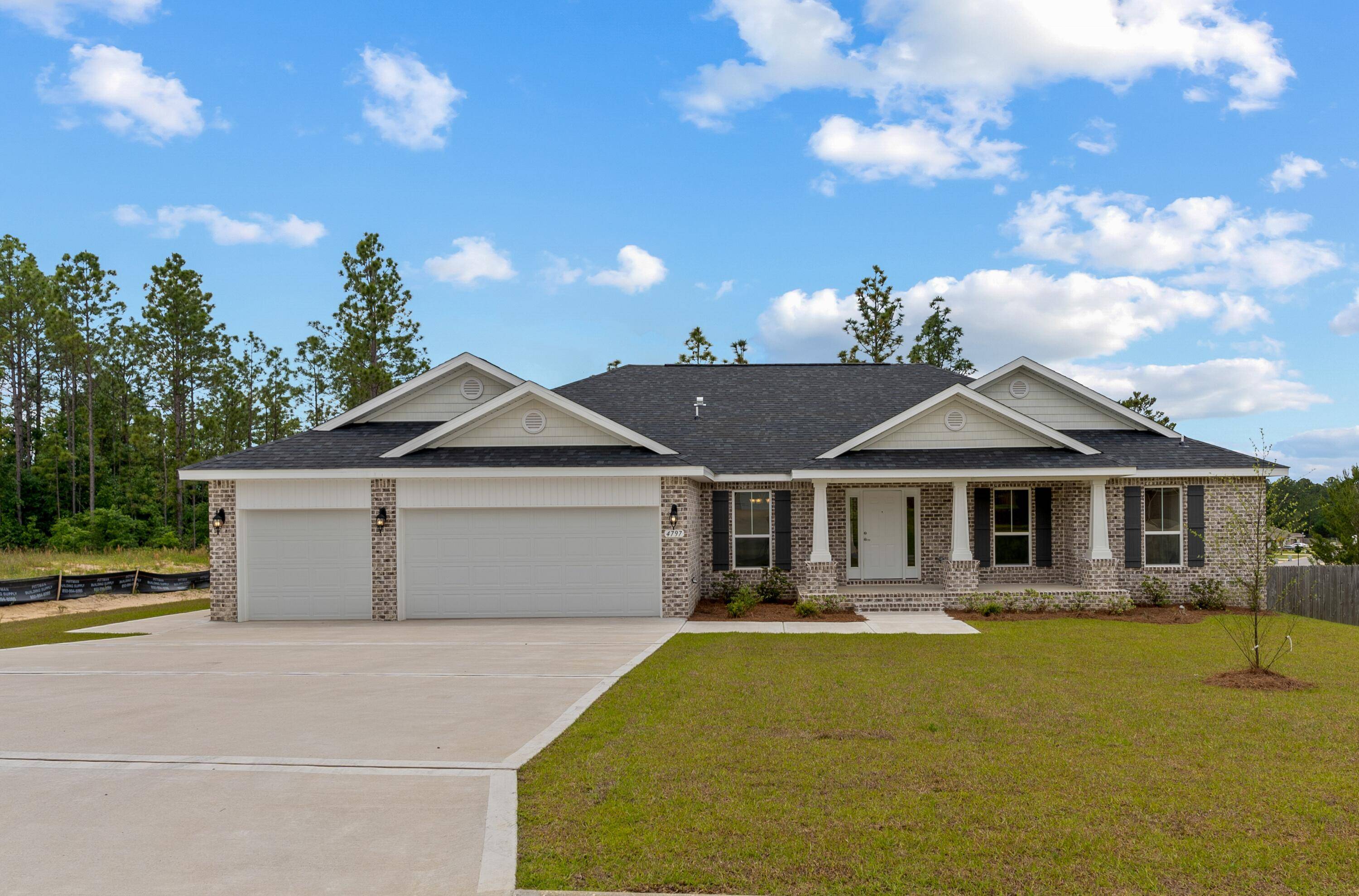 Milton, FL 32583,4797 Red Oak Drive  #2E