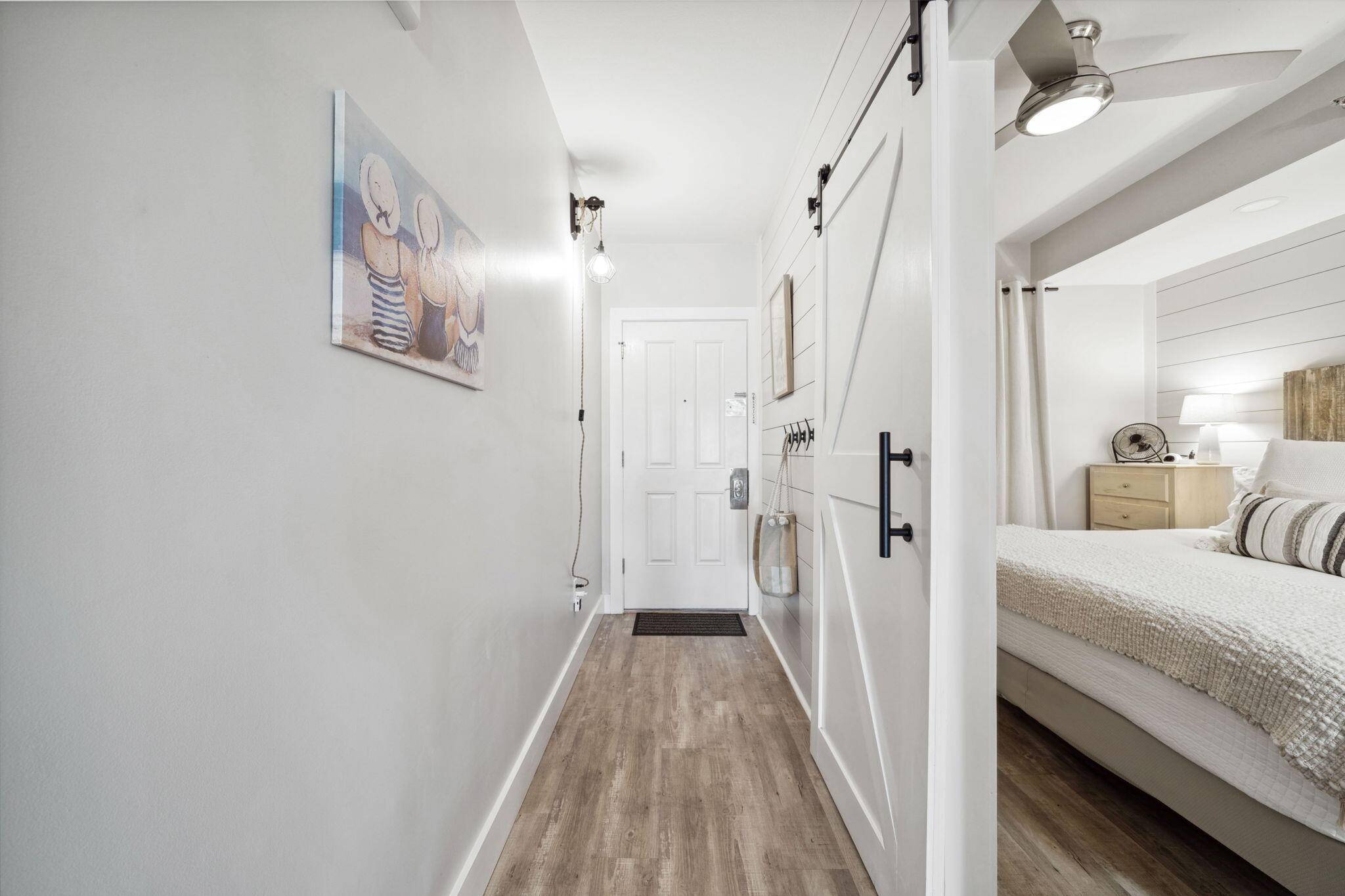 Panama City Beach, FL 32413,114 Carillon Market St  #208