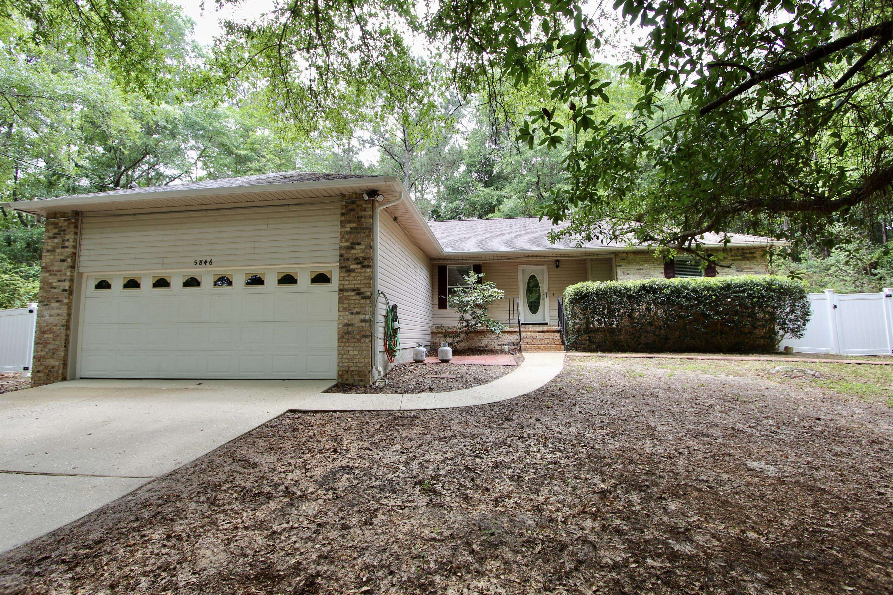 Crestview, FL 32539,5846 E Dogwood Drive