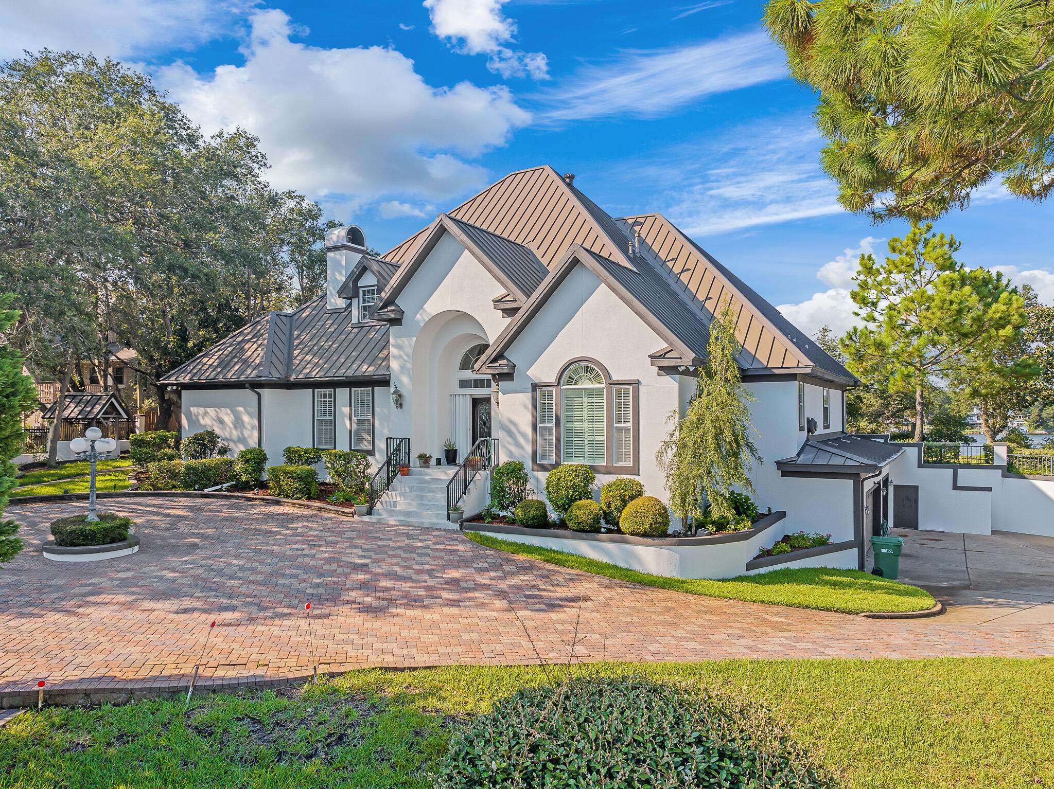 Destin, FL 32541,717 6th Street