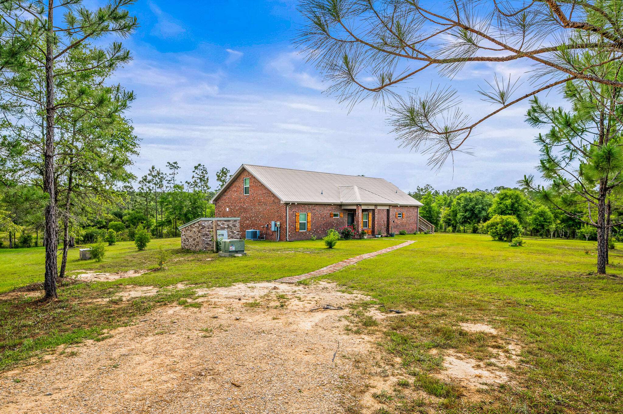 Holt, FL 32564,5105 Pasco Broxson Circle