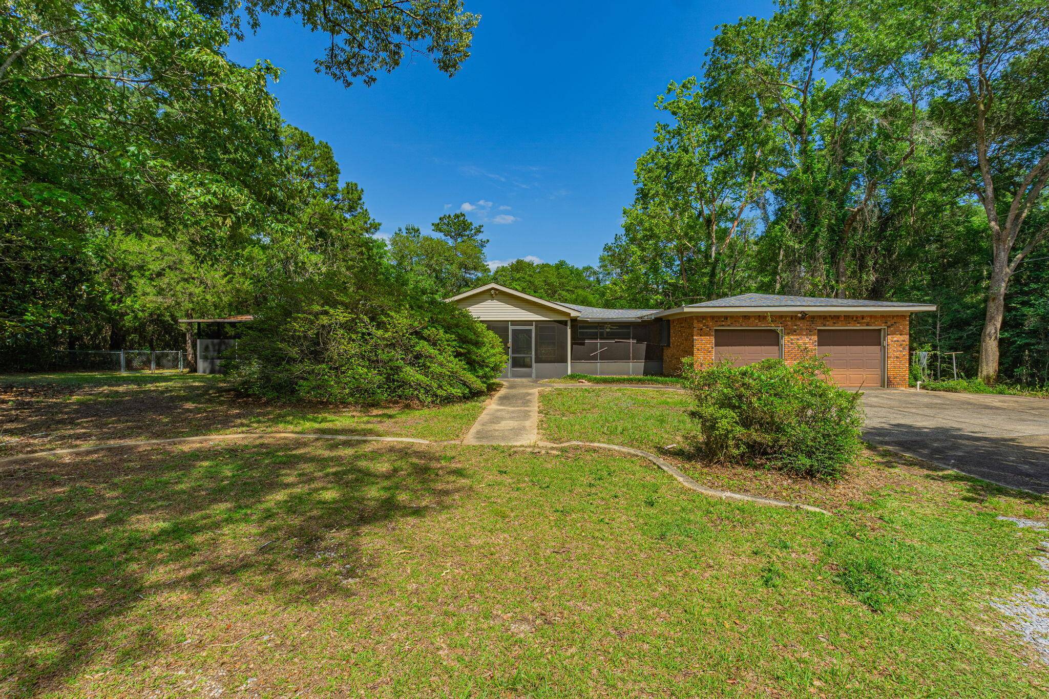 Crestview, FL 32539,6161 Hwy 393