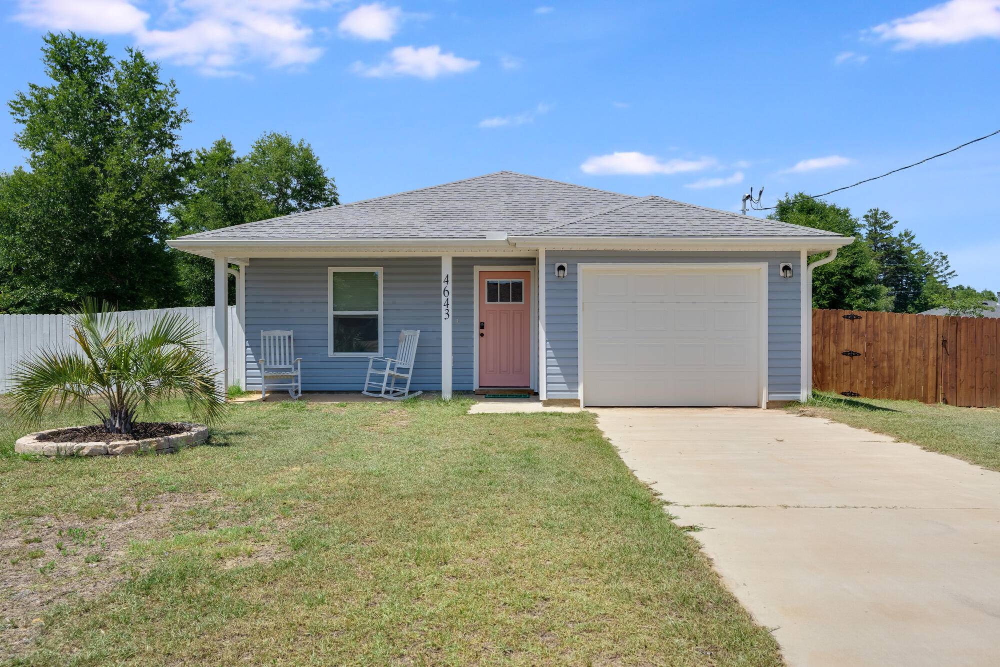 Crestview, FL 32539,4643 Falcon Way