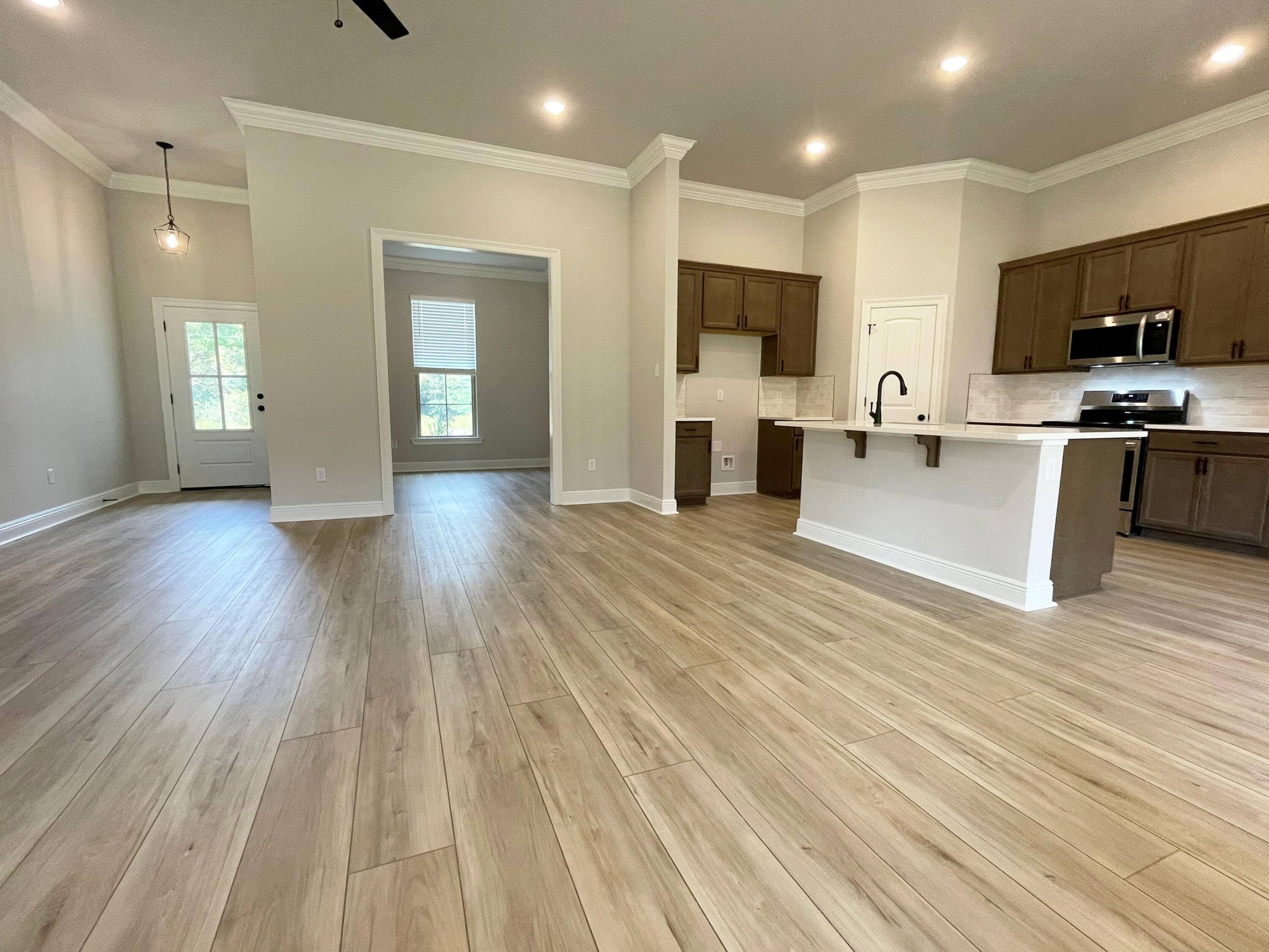 Crestview, FL 32536,2733 Louis Circle