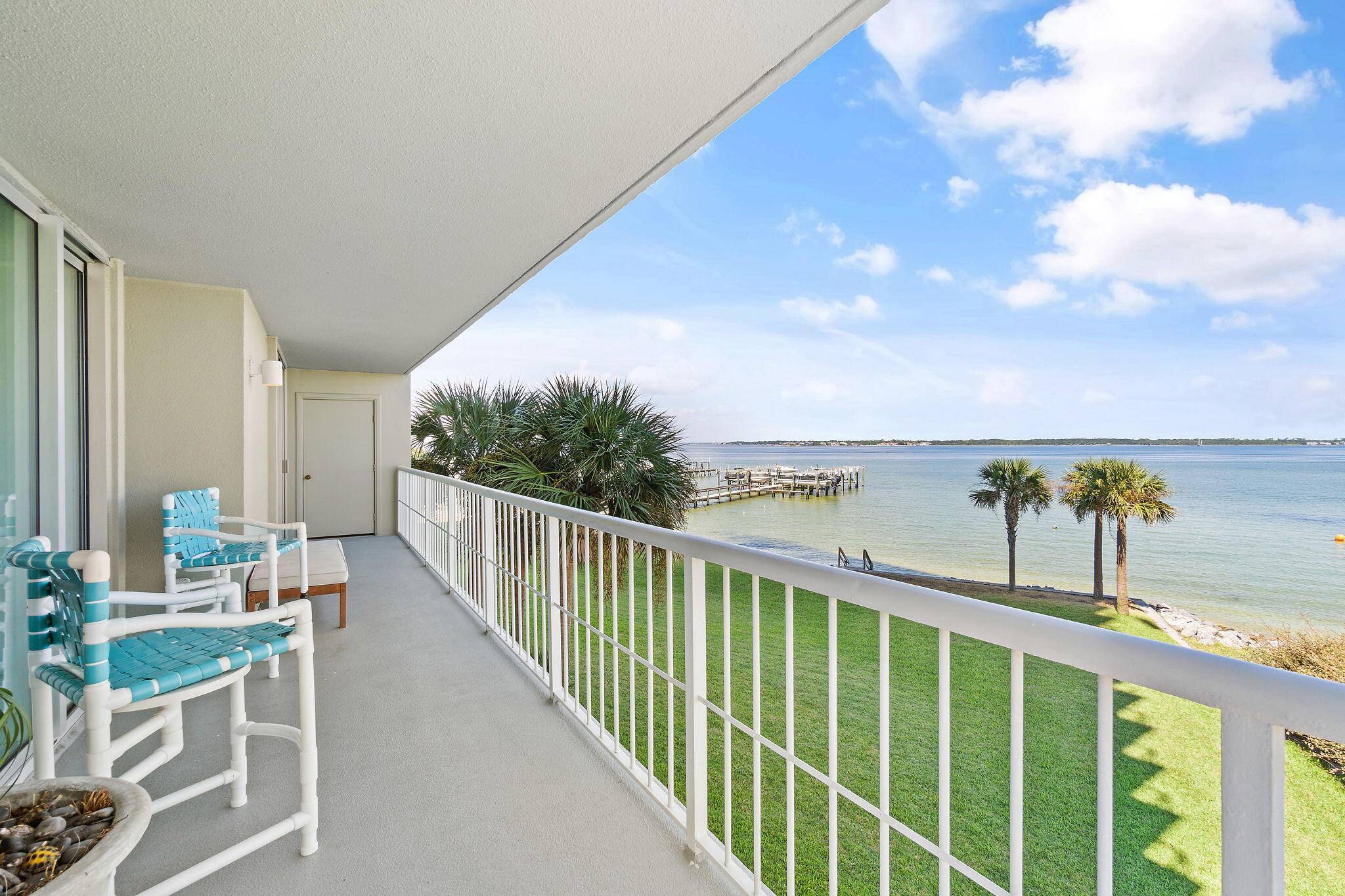 Pensacola Beach, FL 32561,1200 Ft Pickens Road  #1E