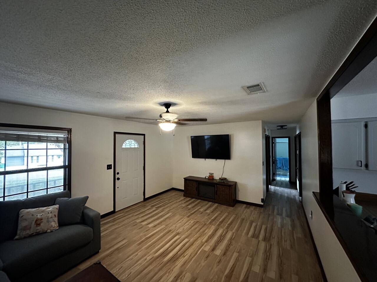 Crestview, FL 32539,223 W Pinoak Court