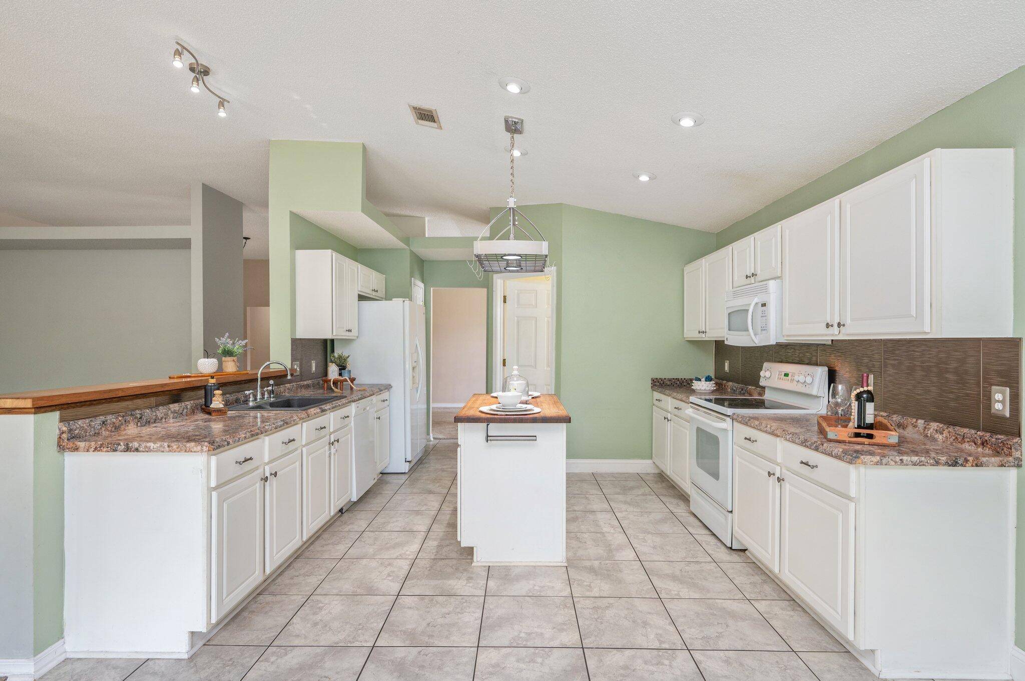 Crestview, FL 32536,488 Jillian Drive