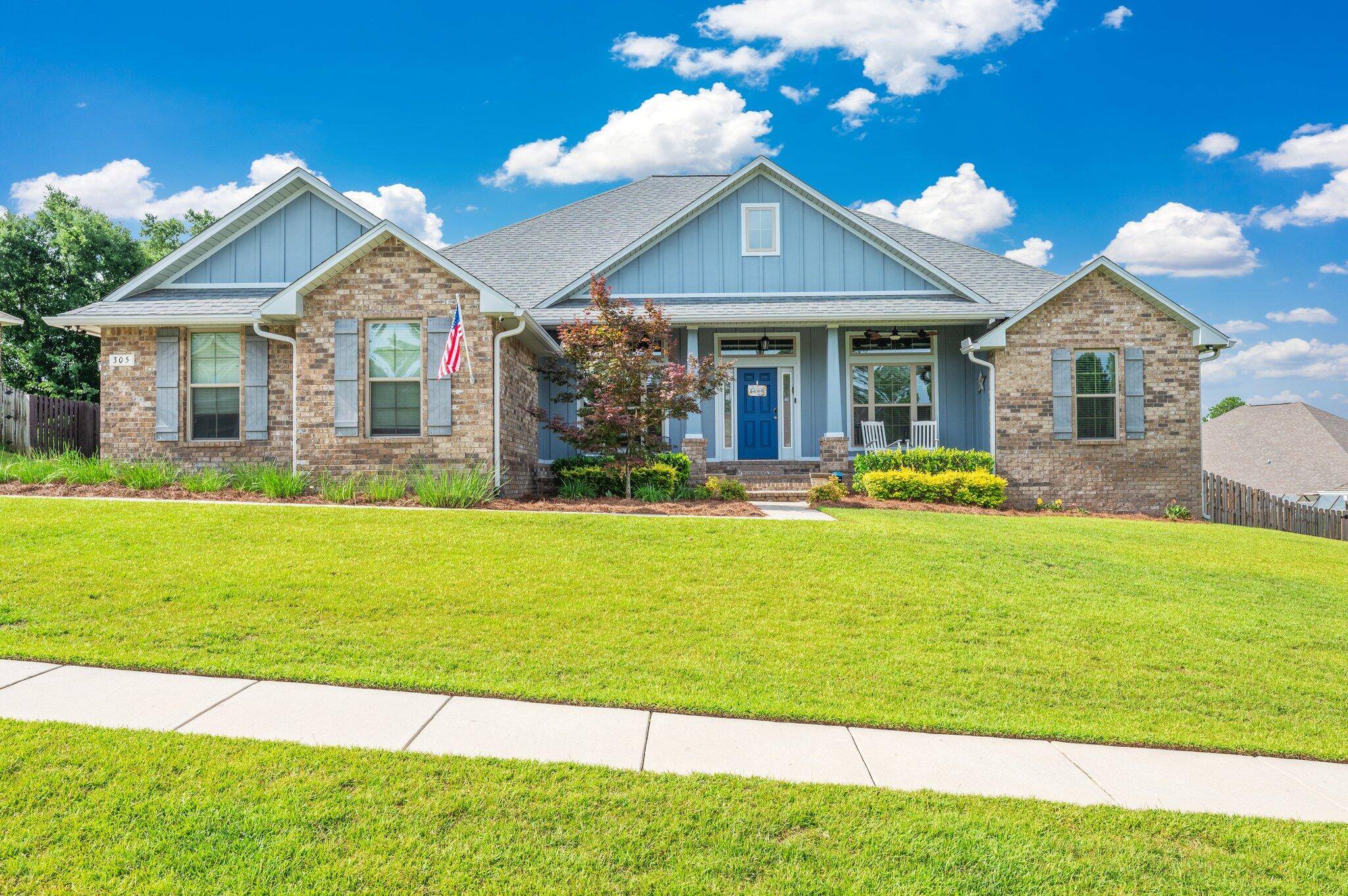 Crestview, FL 32536,305 Vale Loop