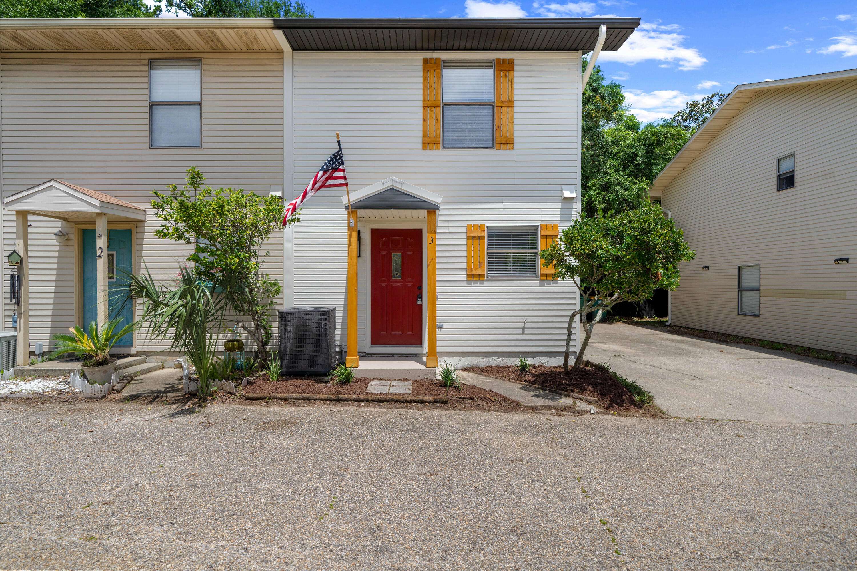 Mary Esther, FL 32569,1681 W Highway 98  #APT 3