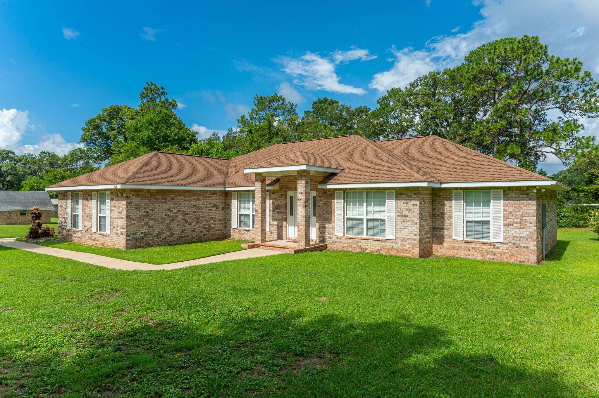 Crestview, FL 32539,1415 Grandview Drive