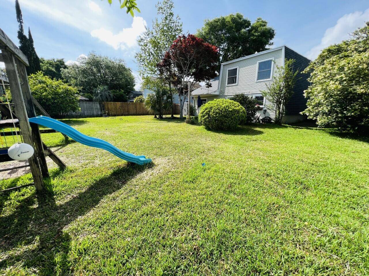 Fort Walton Beach, FL 32547,24 Cinderella Lane