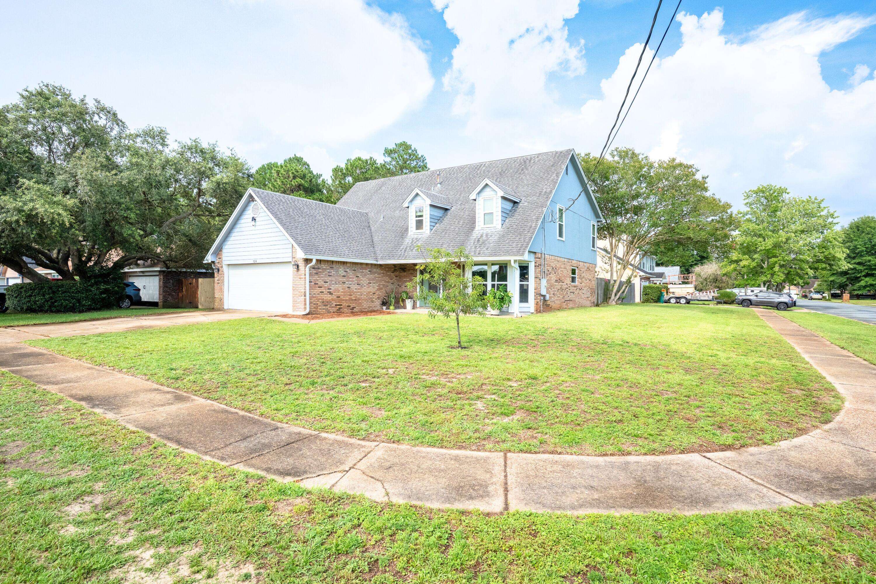 Mary Esther, FL 32569,524 E Timberlake Drive