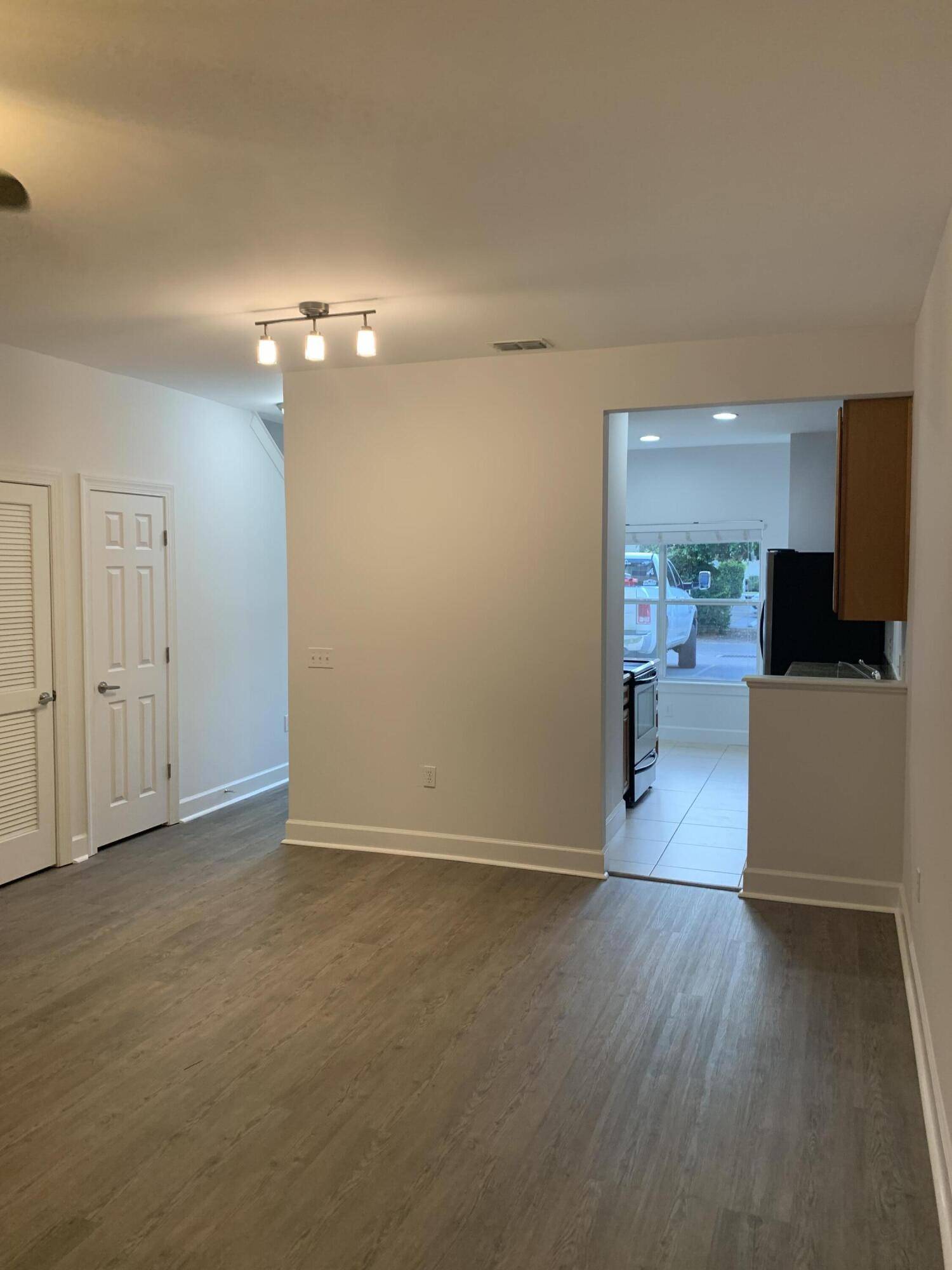 Freeport, FL 32439,15284 331 Business  #4E