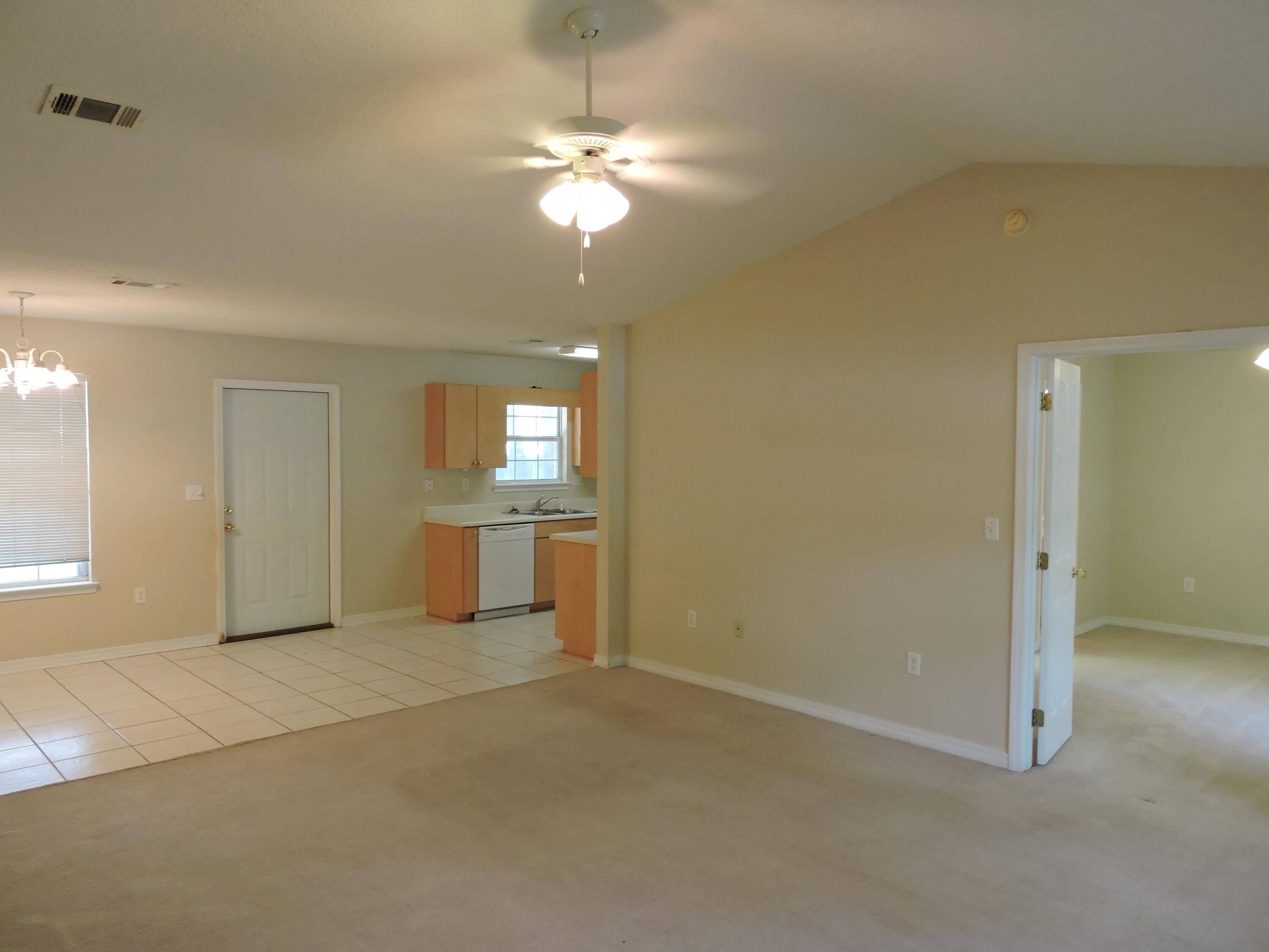 Crestview, FL 32539,6247 Winstead Road