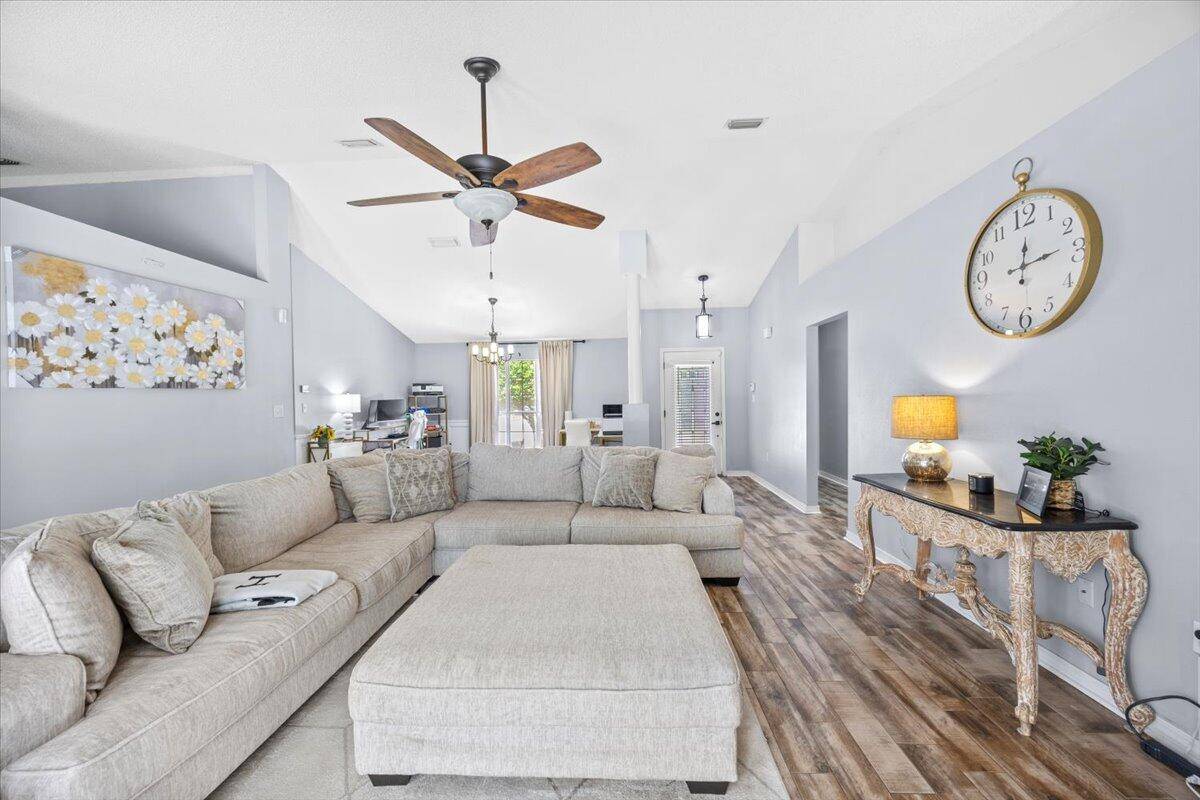 Navarre, FL 32566,7027 Gandy Drive