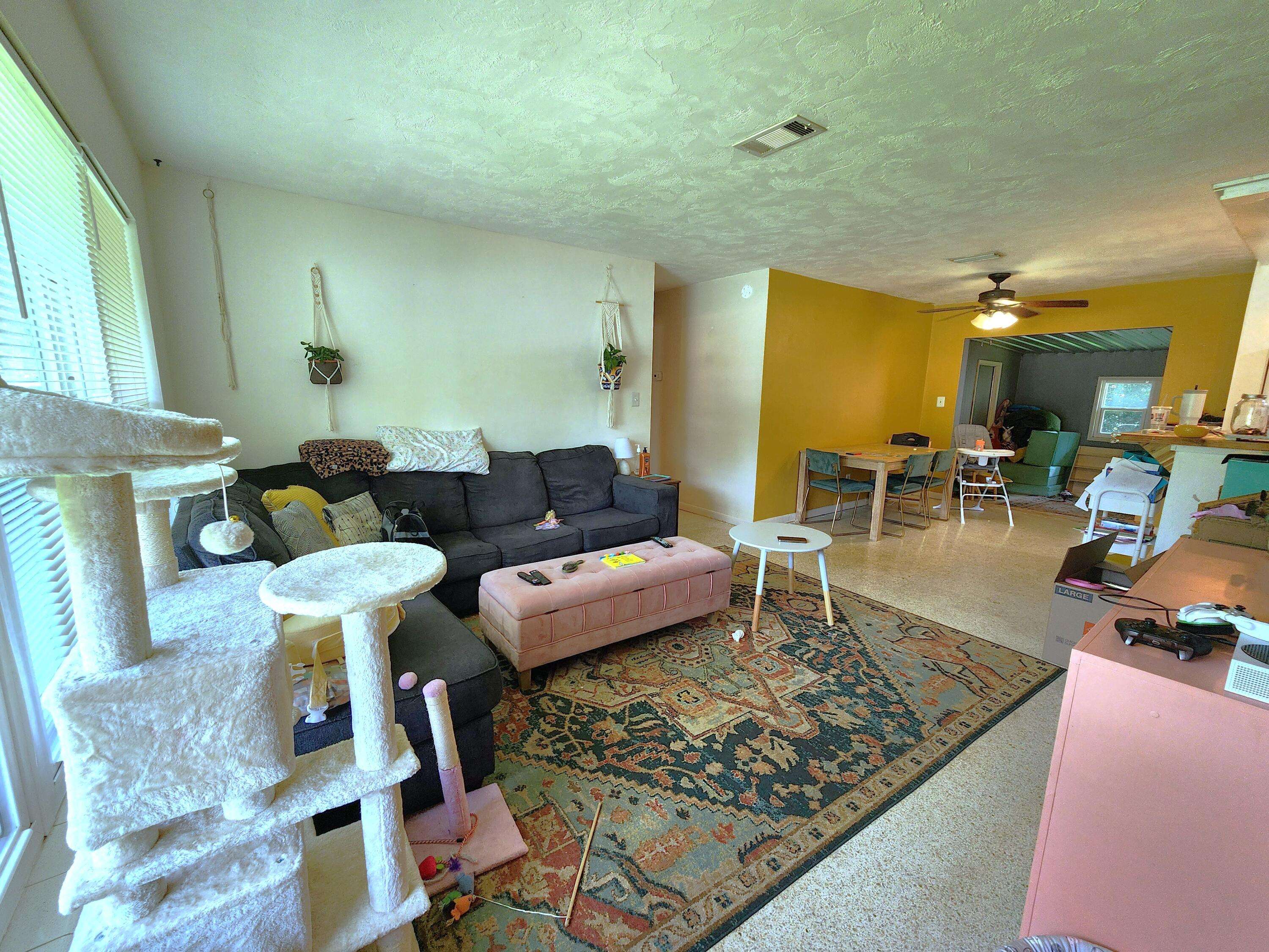 Mary Esther, FL 32569,221 Destin Drive