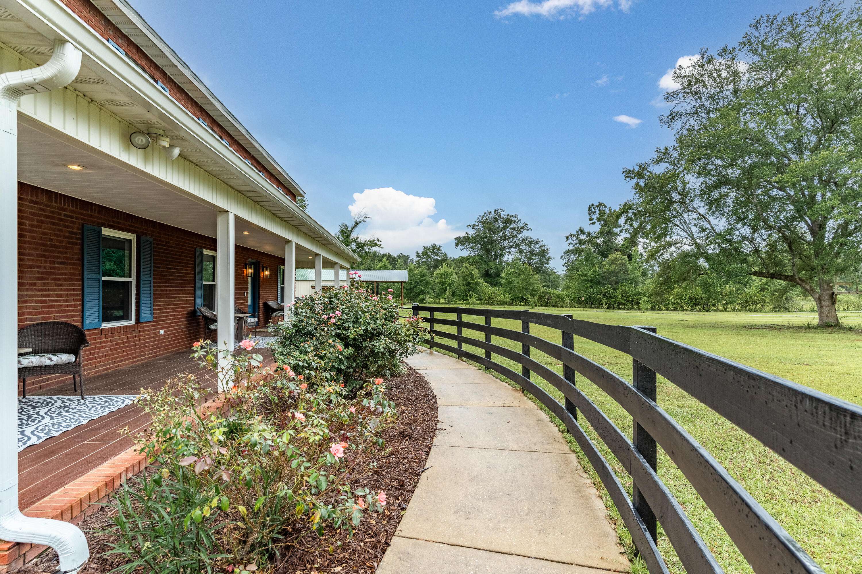 Chipley, FL 32428,1646 Shady Oaks Lane