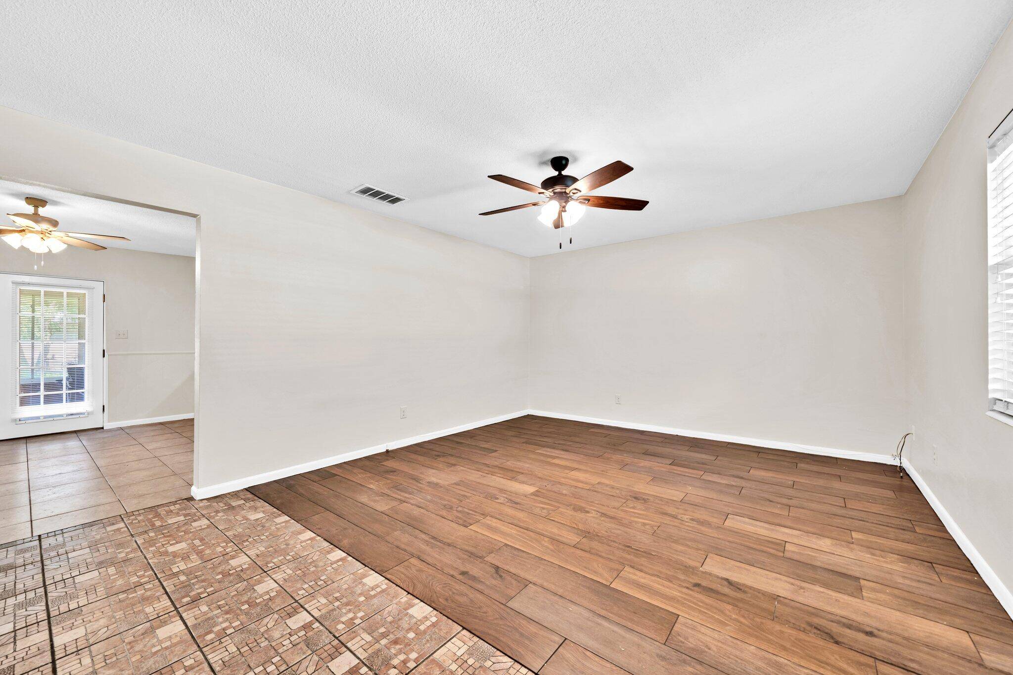 Mary Esther, FL 32569,181 BREWER Circle