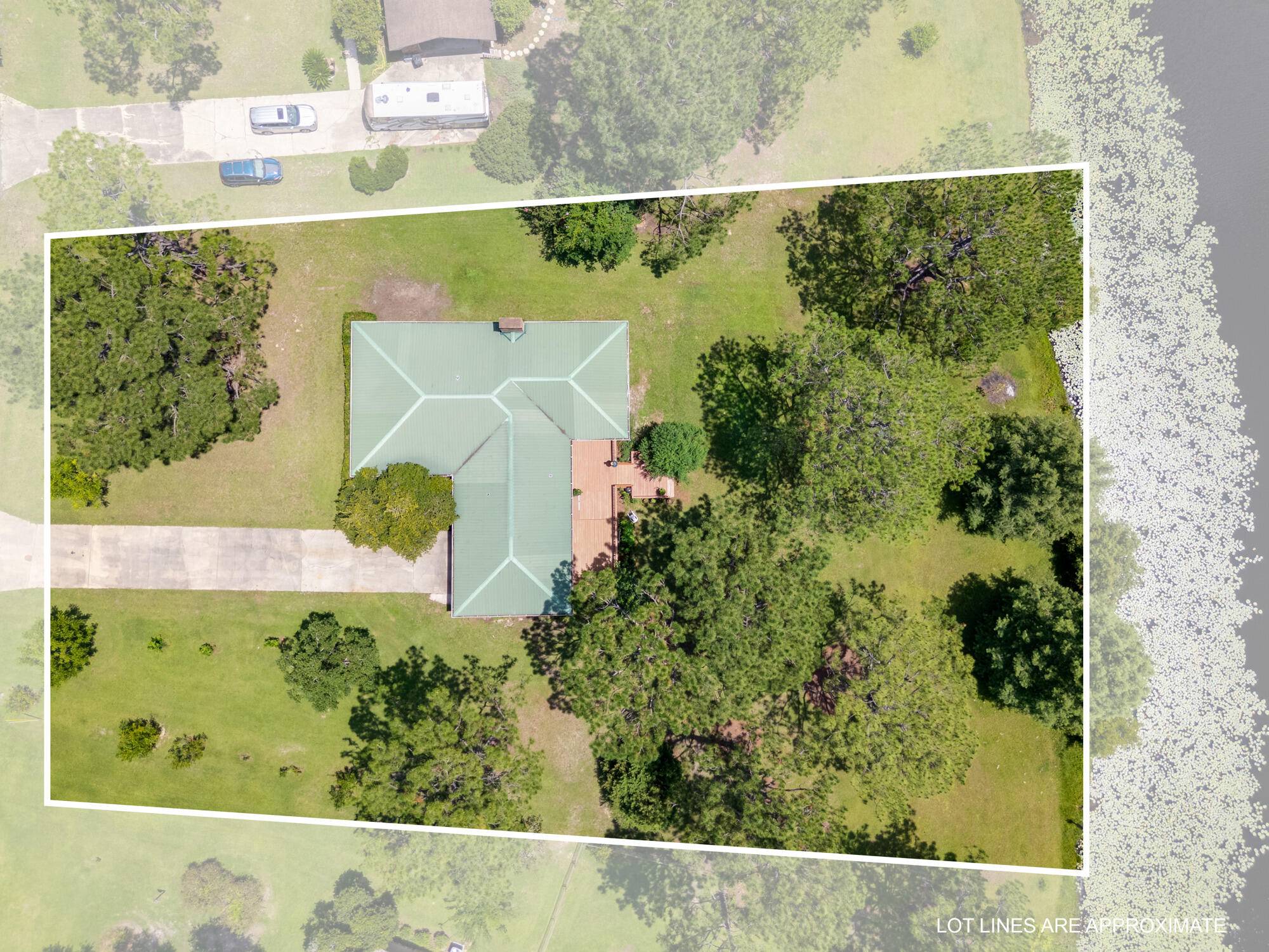 Defuniak Springs, FL 32433,991 Pinewood Drive