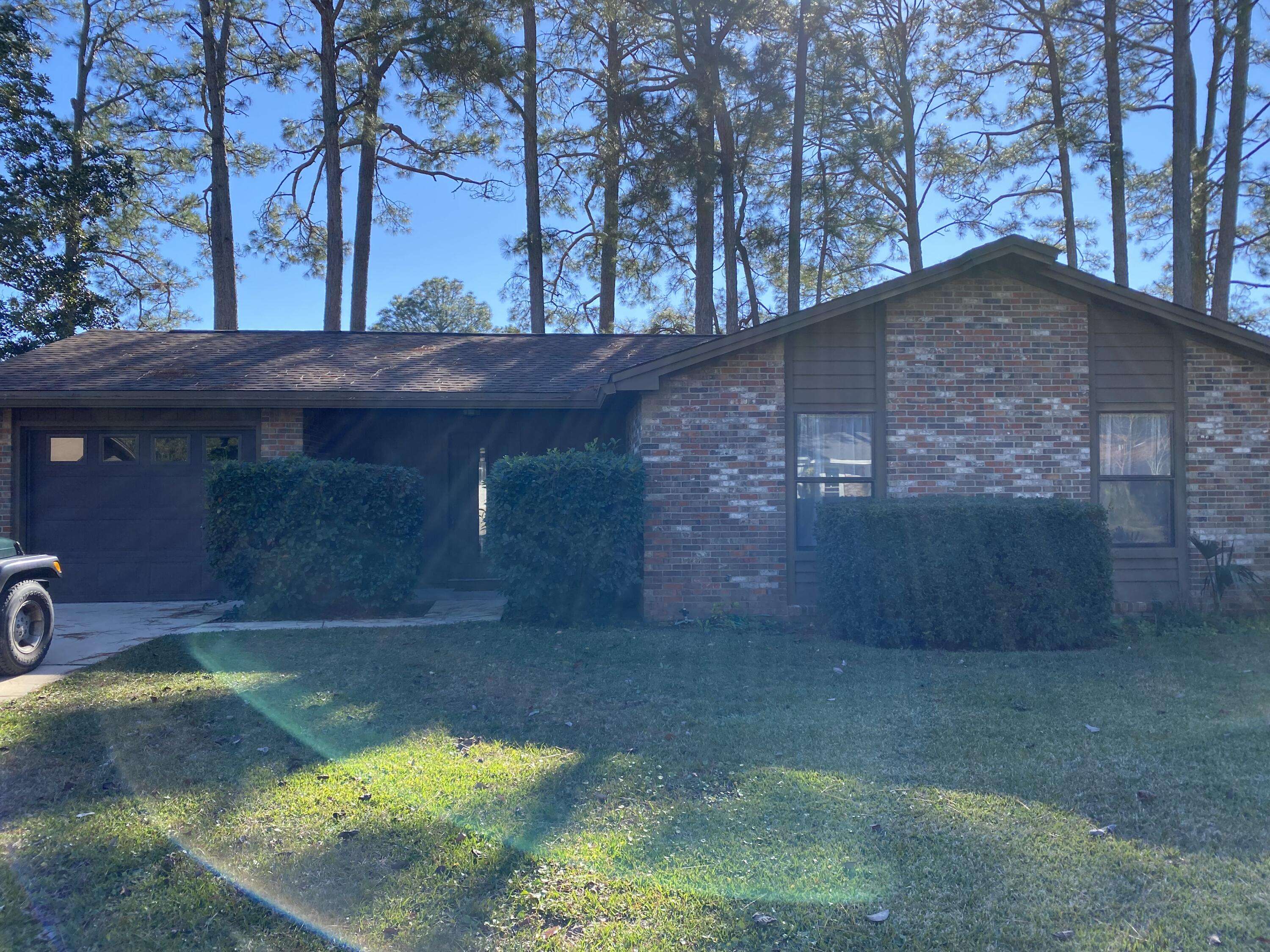 Fort Walton Beach, FL 32547,413 Joellen Lane