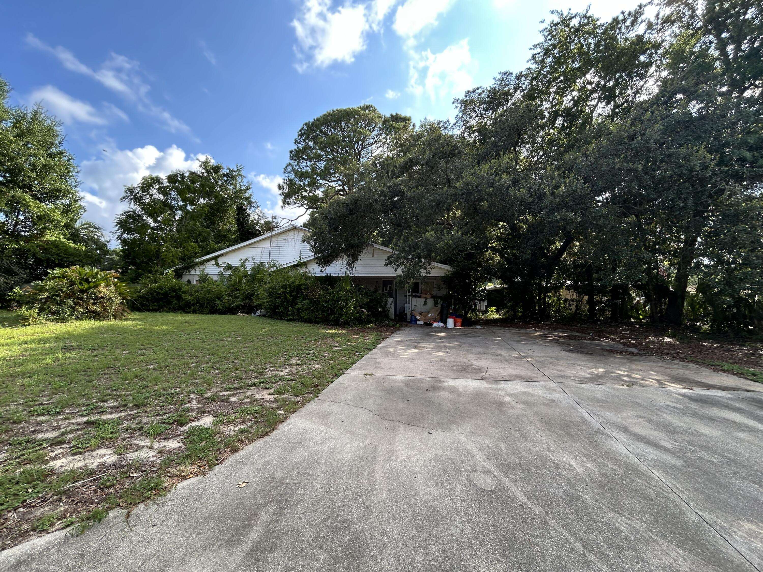 Fort Walton Beach, FL 32548,69 NE Laurie Drive