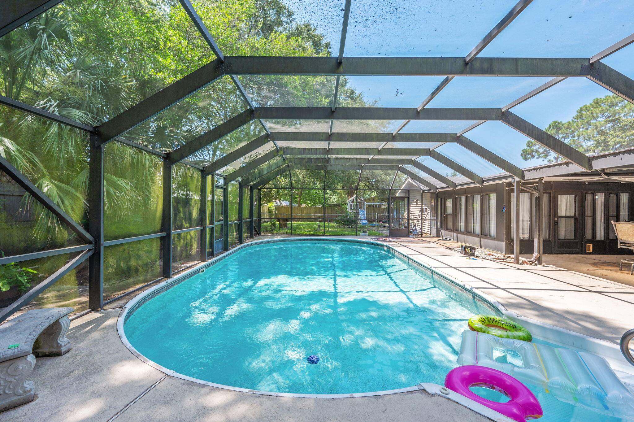 Shalimar, FL 32579,22 James Avenue