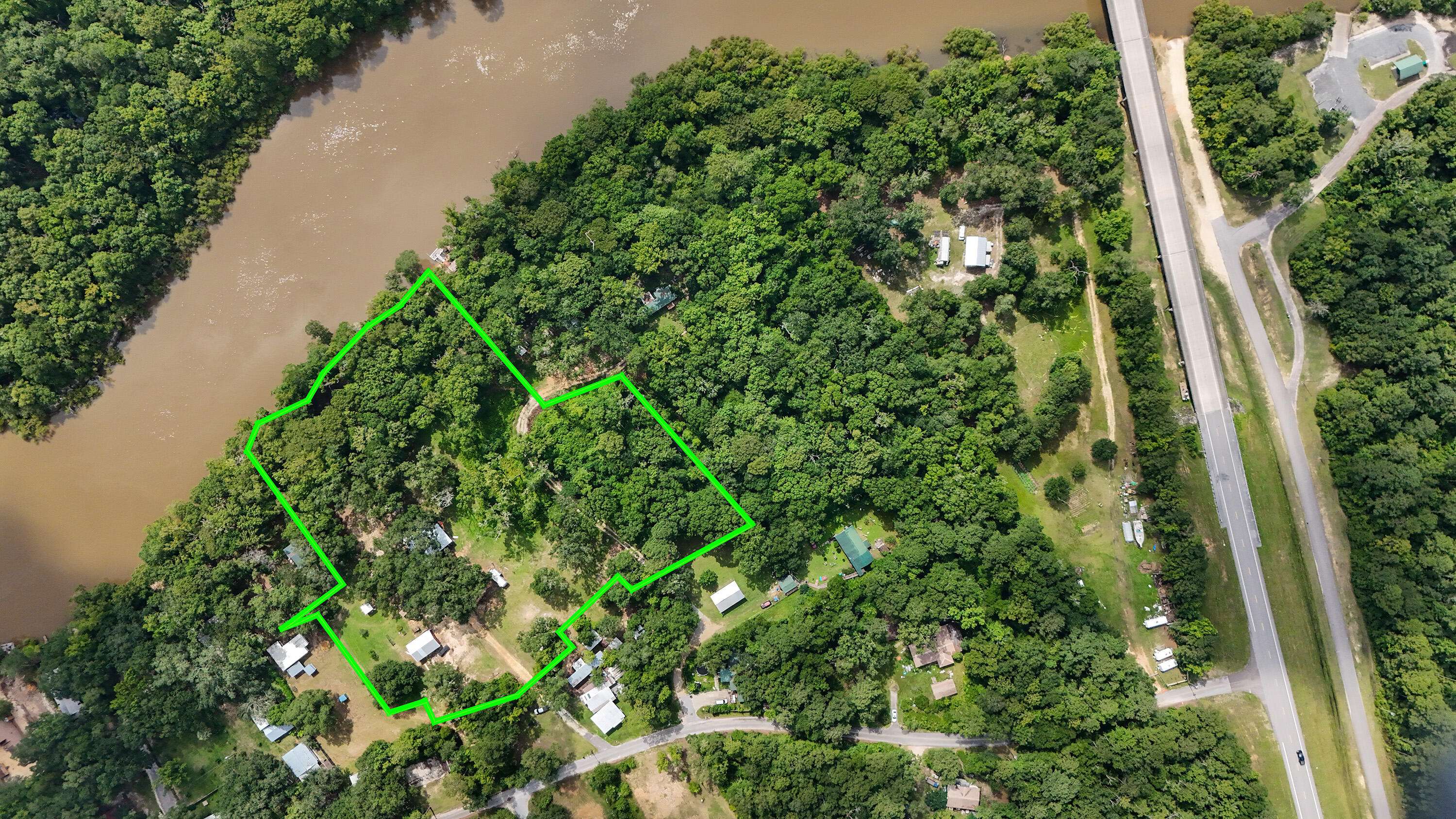 Ponce De Leon, FL 32455,70 River Loop