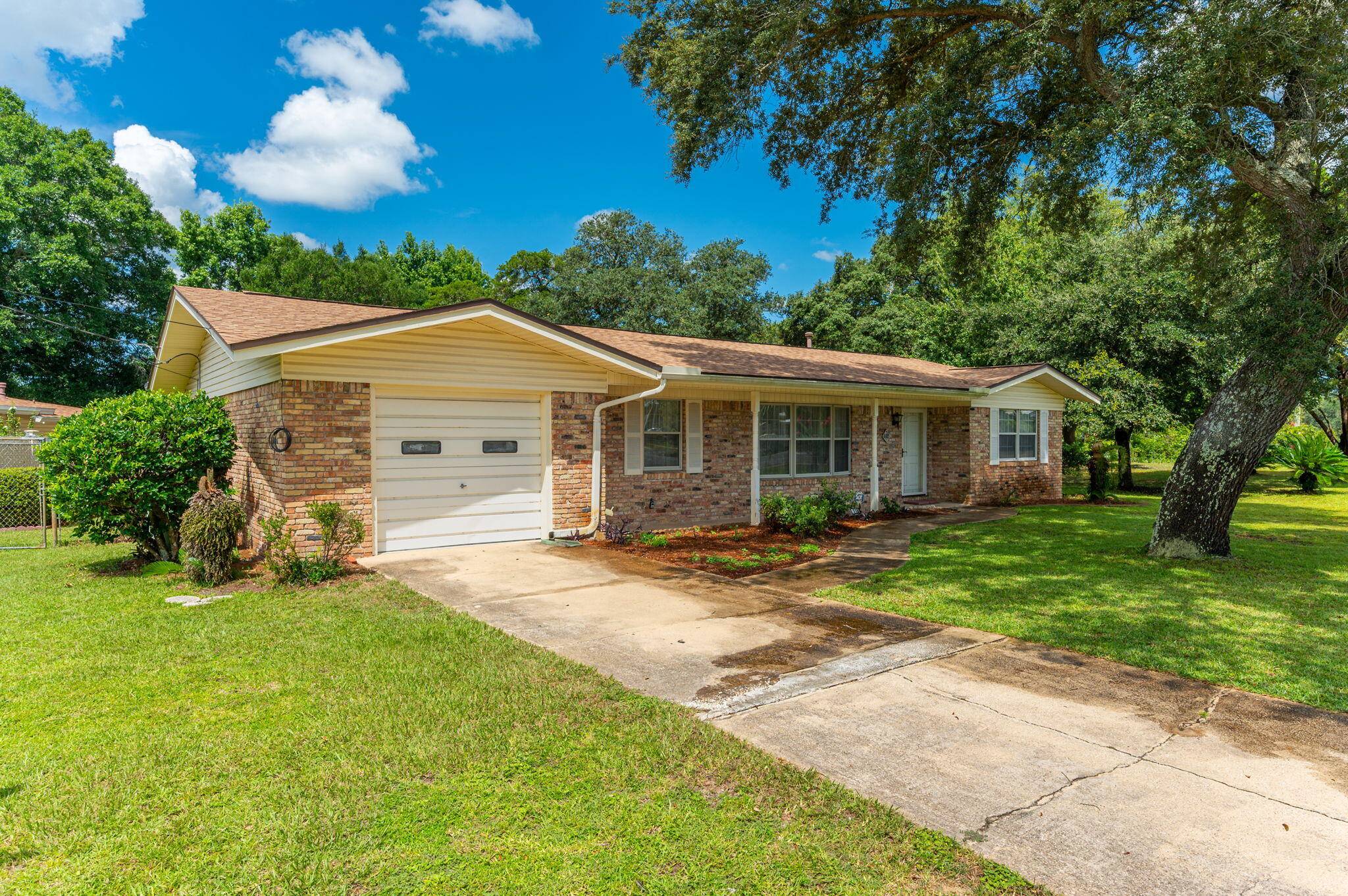 Fort Walton Beach, FL 32548,110 NW Gardenia Court