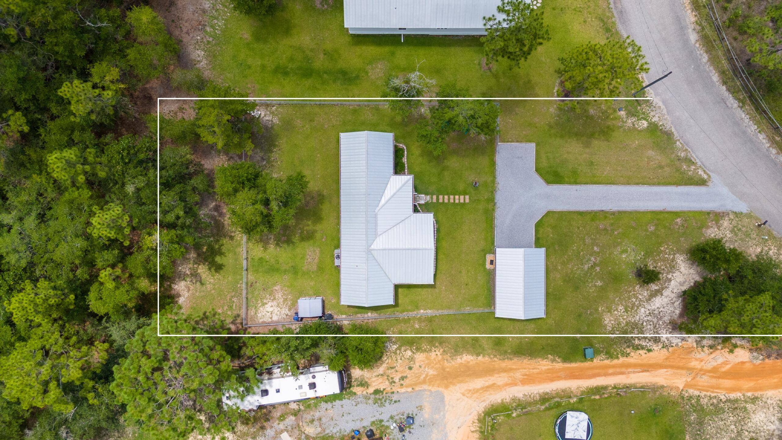 Defuniak Springs, FL 32433,211 W Renoir Road