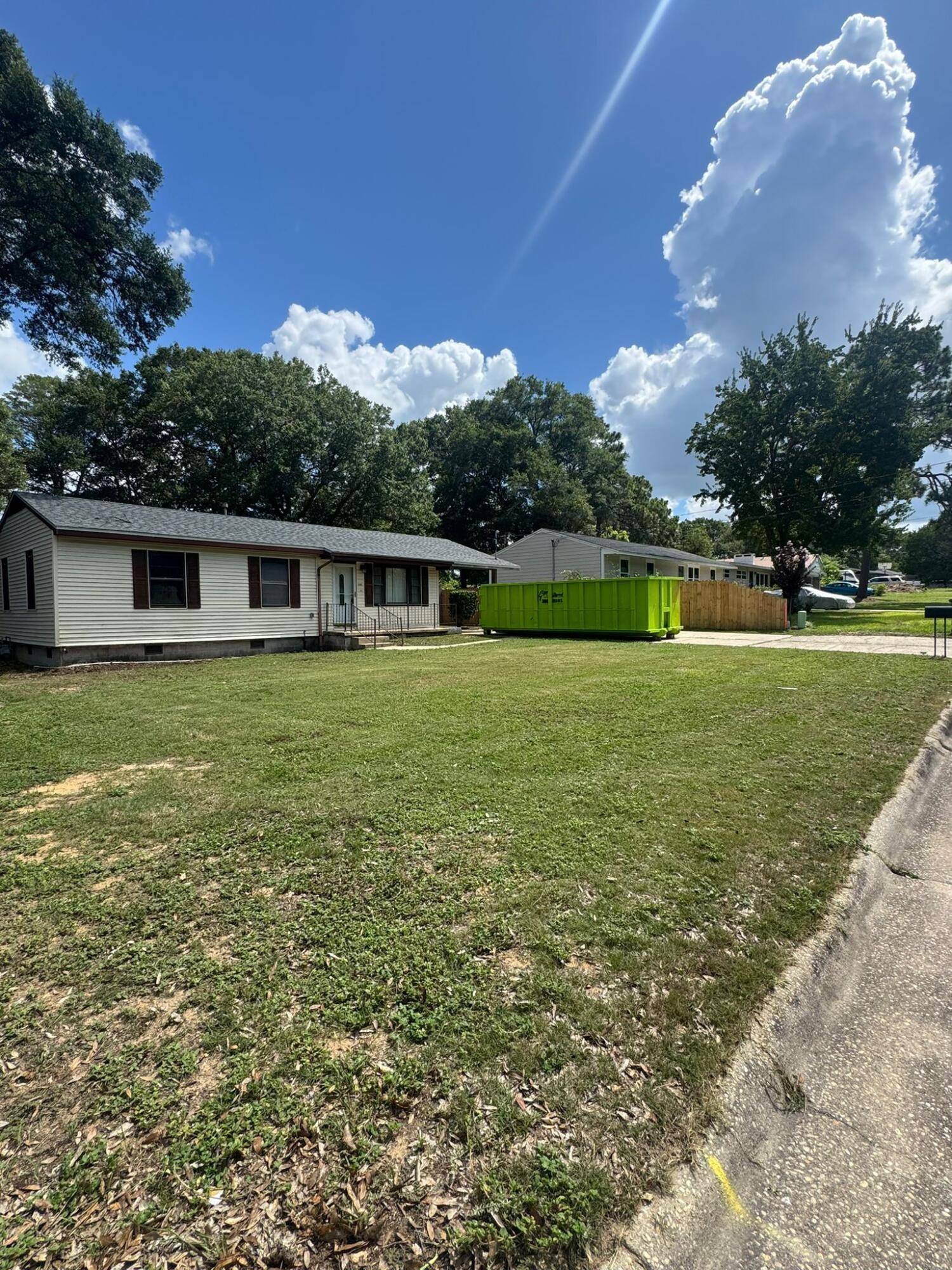 Valparaiso, FL 32580,346 Chicago Avenue