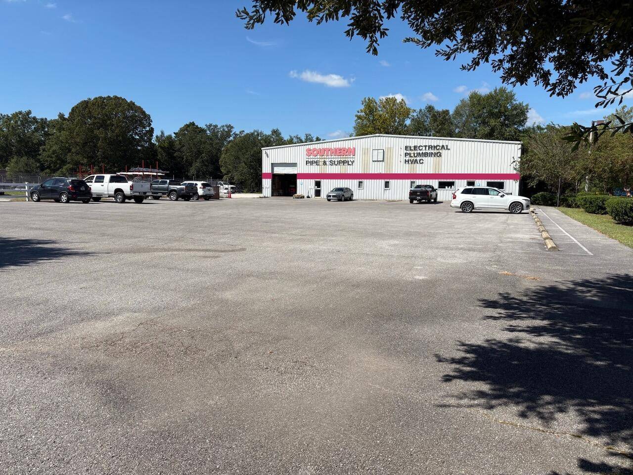 Crestview, FL 32536,1212 N Ferdon Boulevard
