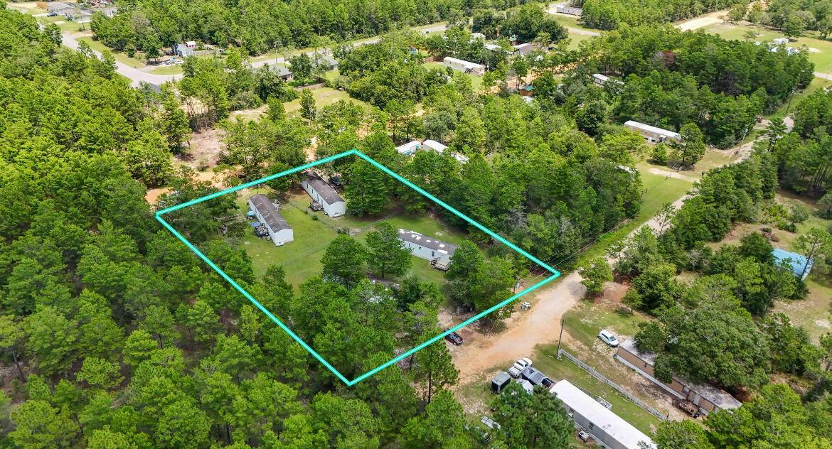 Defuniak Springs, FL 32433,143 Honeysuckle Street