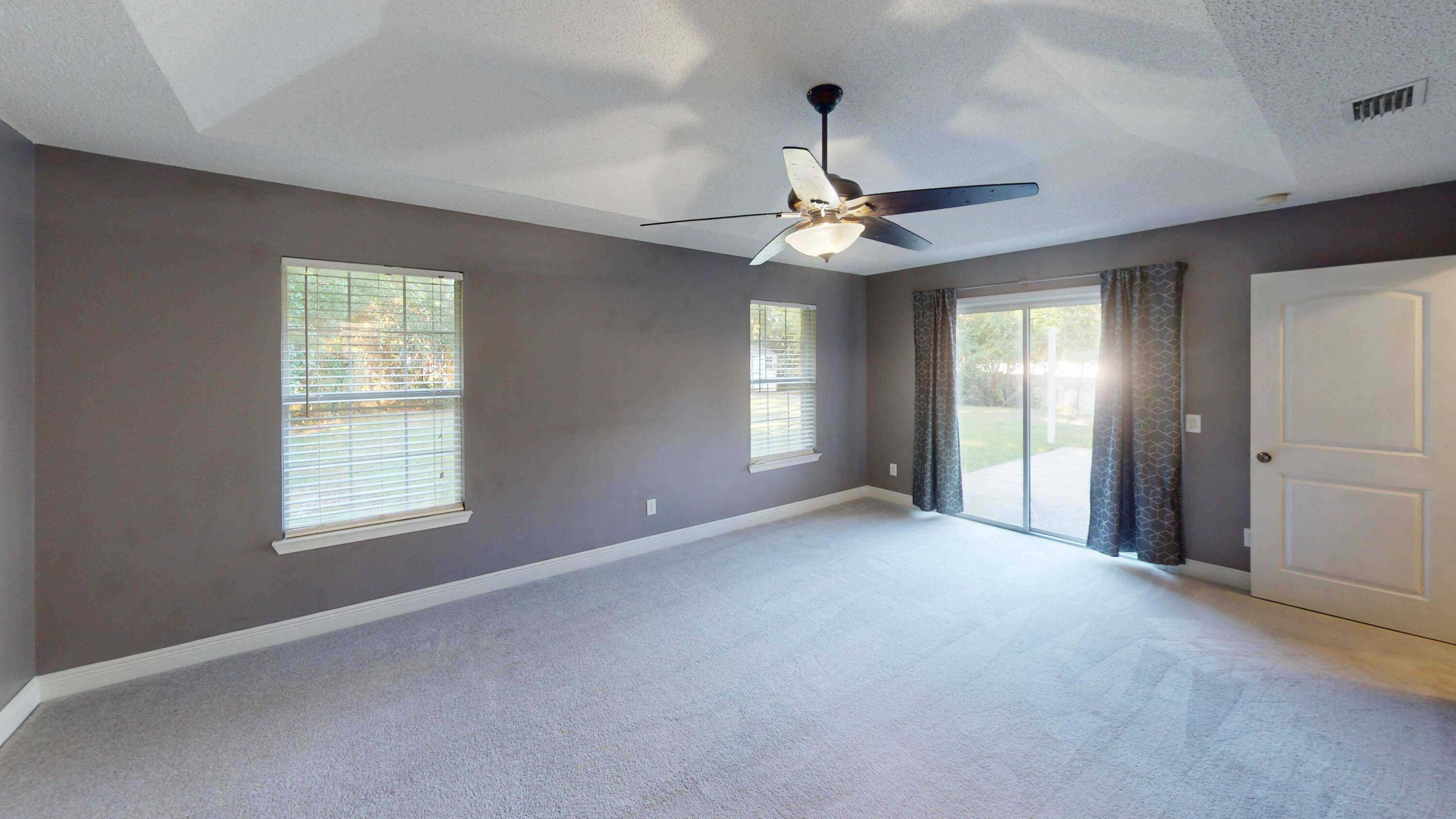 Navarre, FL 32566,8118 Menorca Street