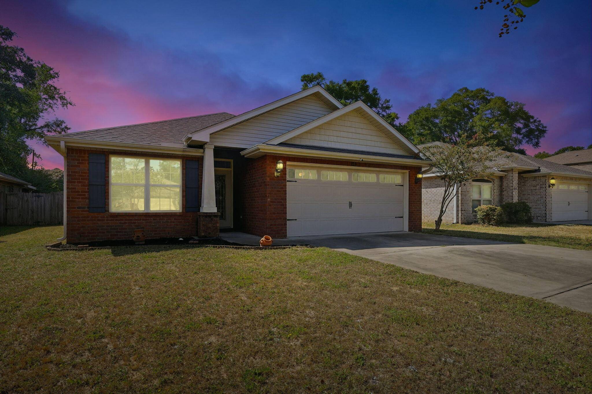 Crestview, FL 32539,219 January Court