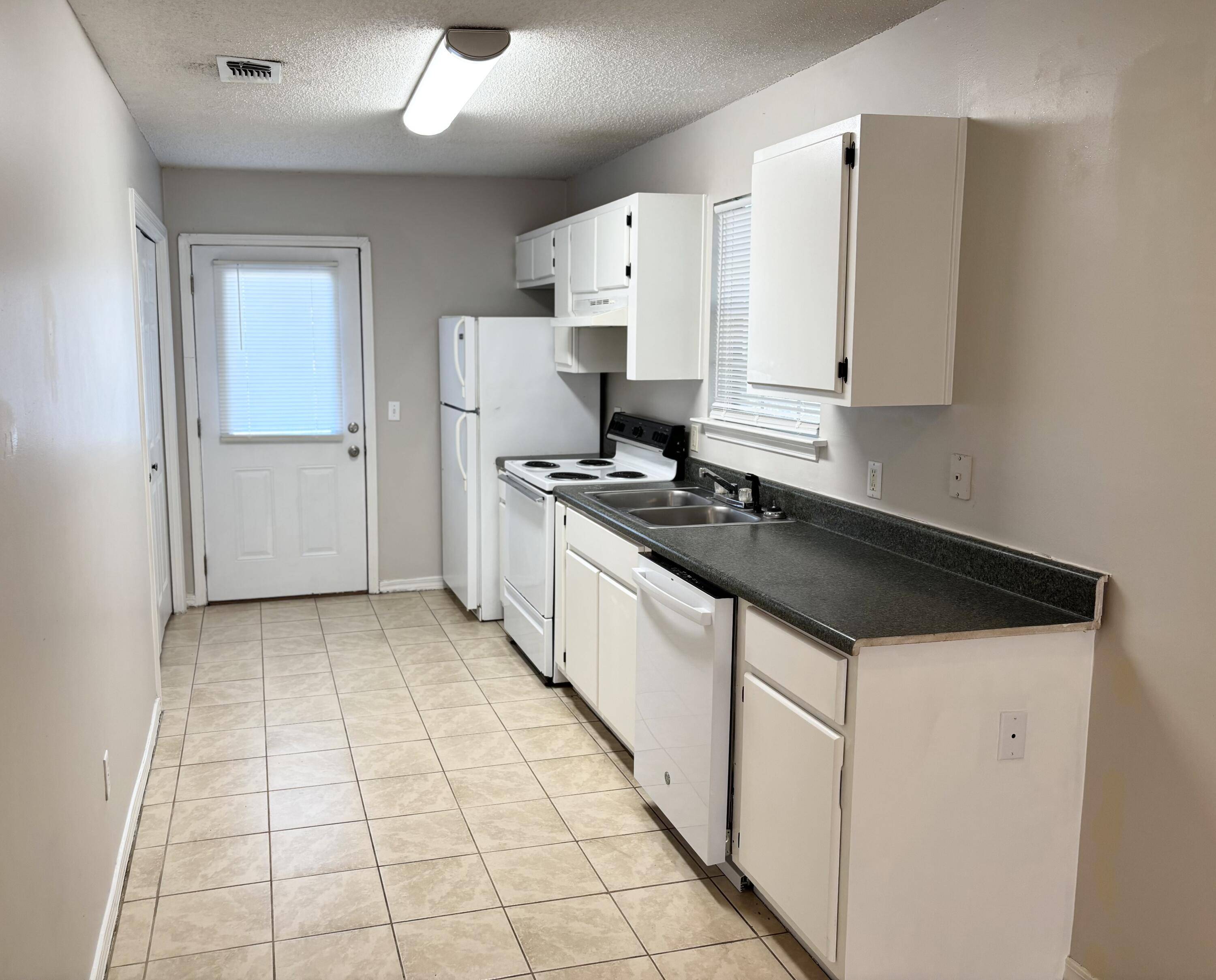 Navarre, FL 32566,6903 SEA TURTLE Circle  #A