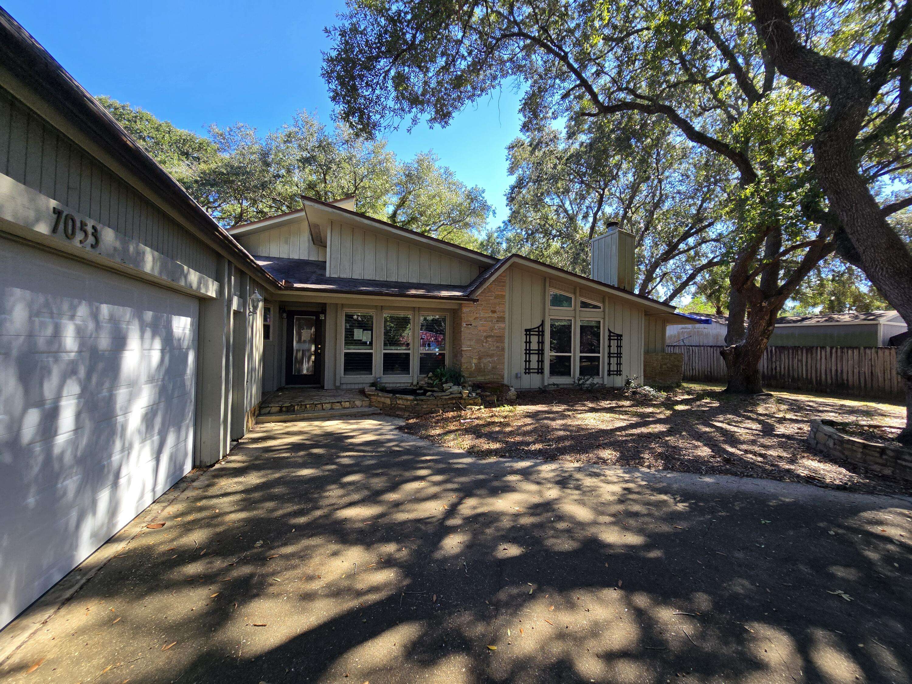 Navarre, FL 32566,7053 Gandy Dr Drive