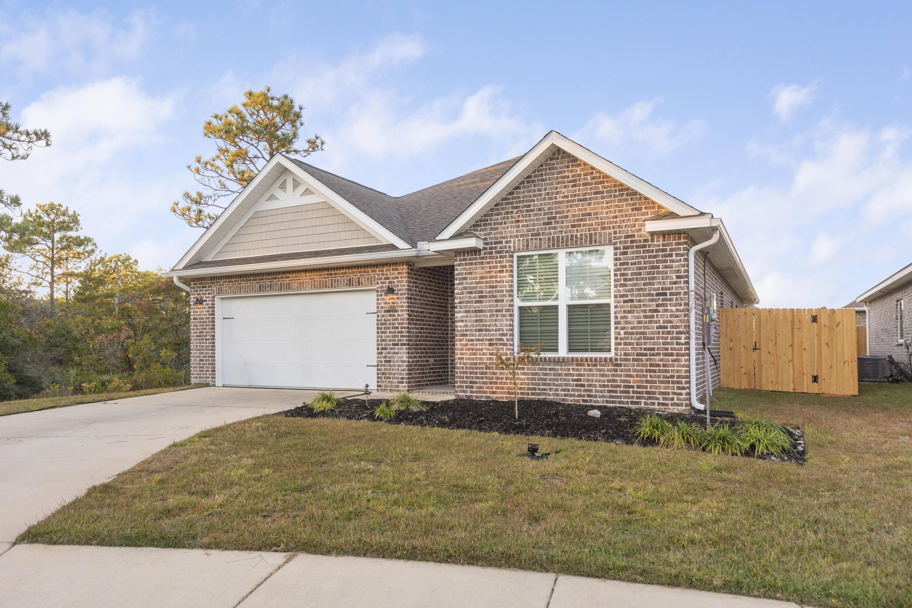 Gulf Breeze, FL 32563,6306 Romsey Court