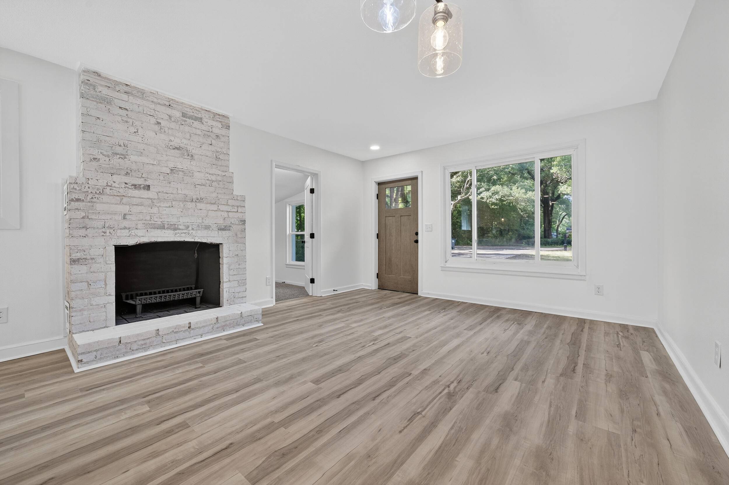 Valparaiso, FL 32580,220 Edge Avenue