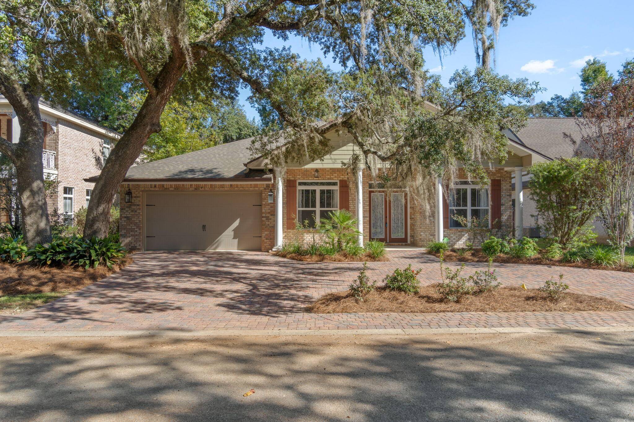 Mary Esther, FL 32569,4 Plantation Oaks Drive