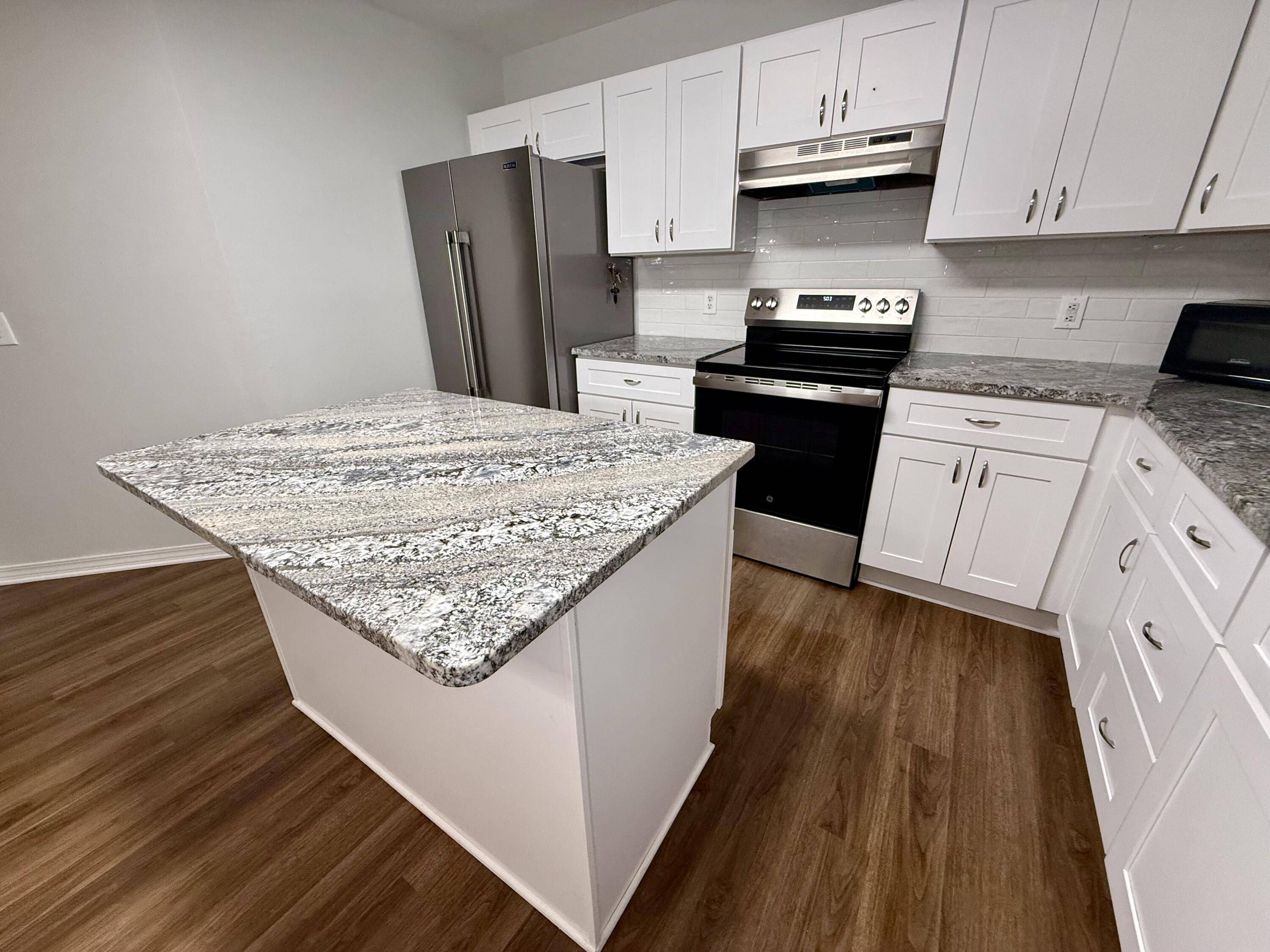 Navarre, FL 32566,2043 Jessica Way