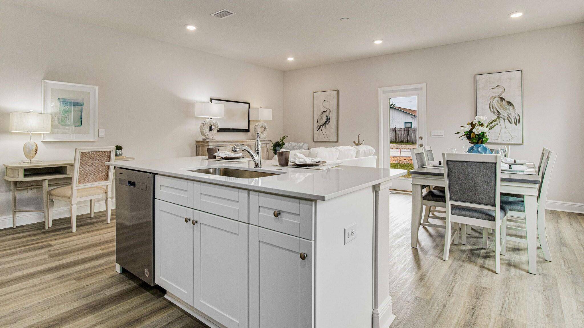 Navarre, FL 32566,8475 Midtown Court