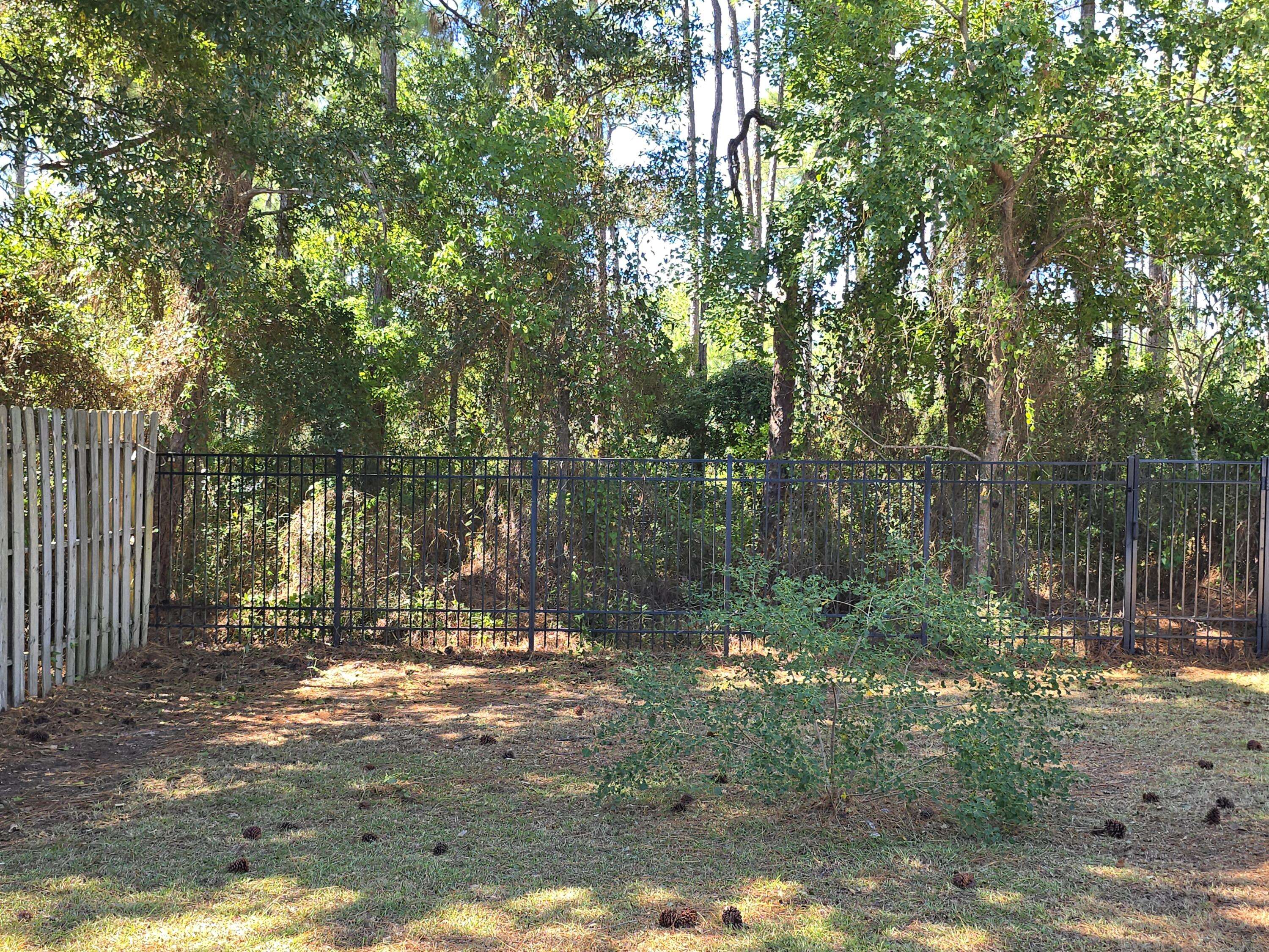 Navarre, FL 32566,2355 Avenida de Sol