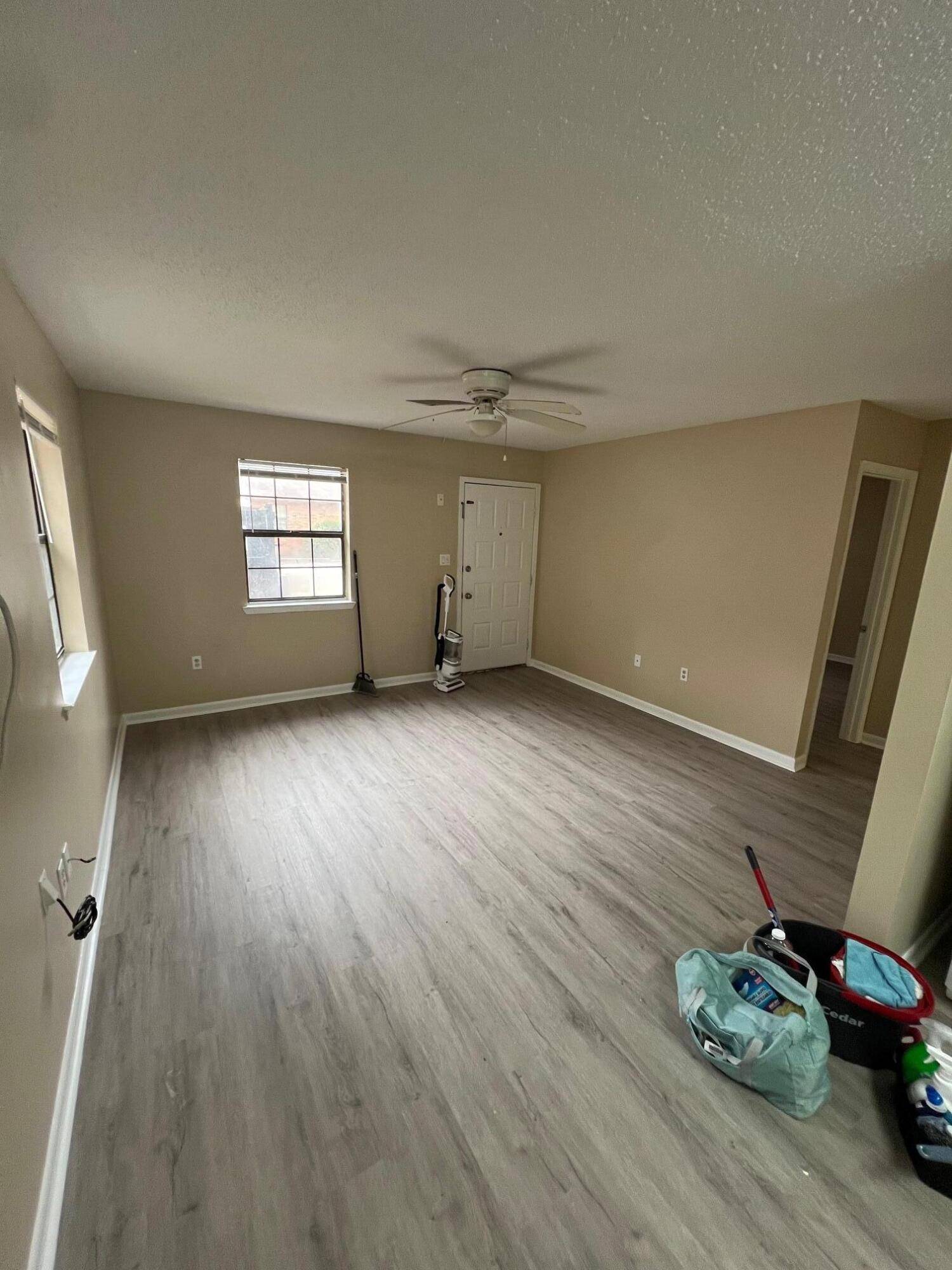 Fort Walton Beach, FL 32547,830 Cardinal Street #2