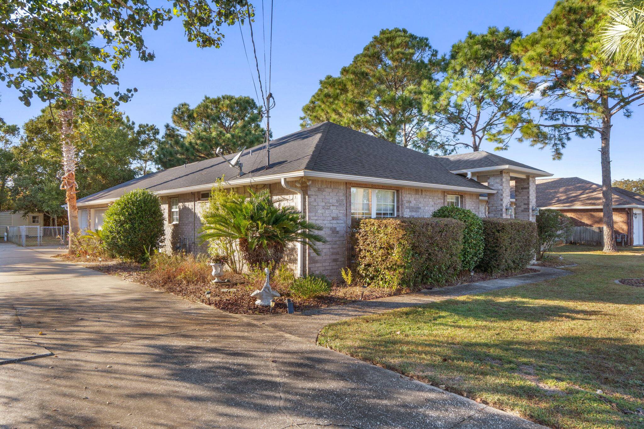 Navarre, FL 32566,2061 Bahama Drive