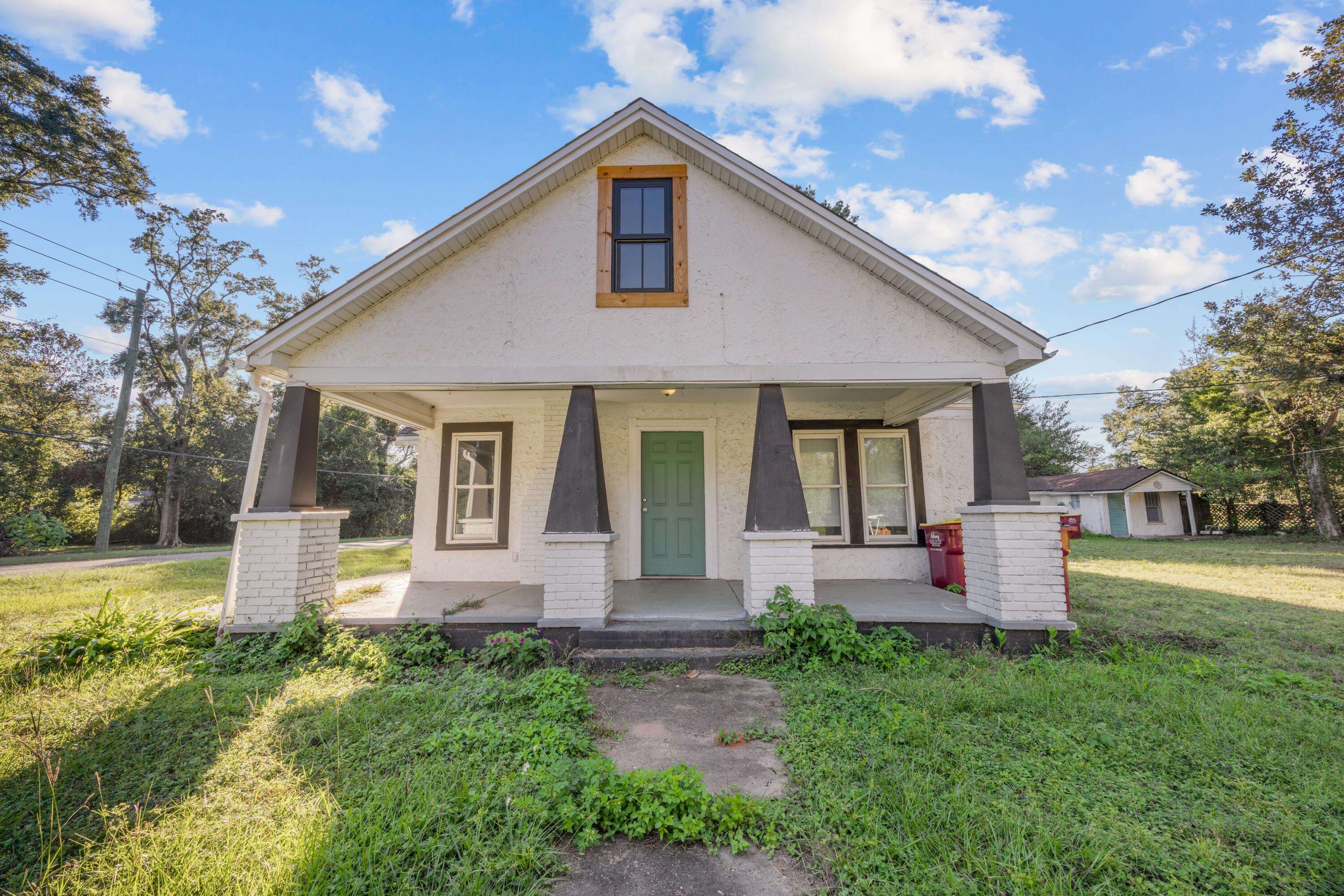 Crestview, FL 32536,198 E 1St Avenue